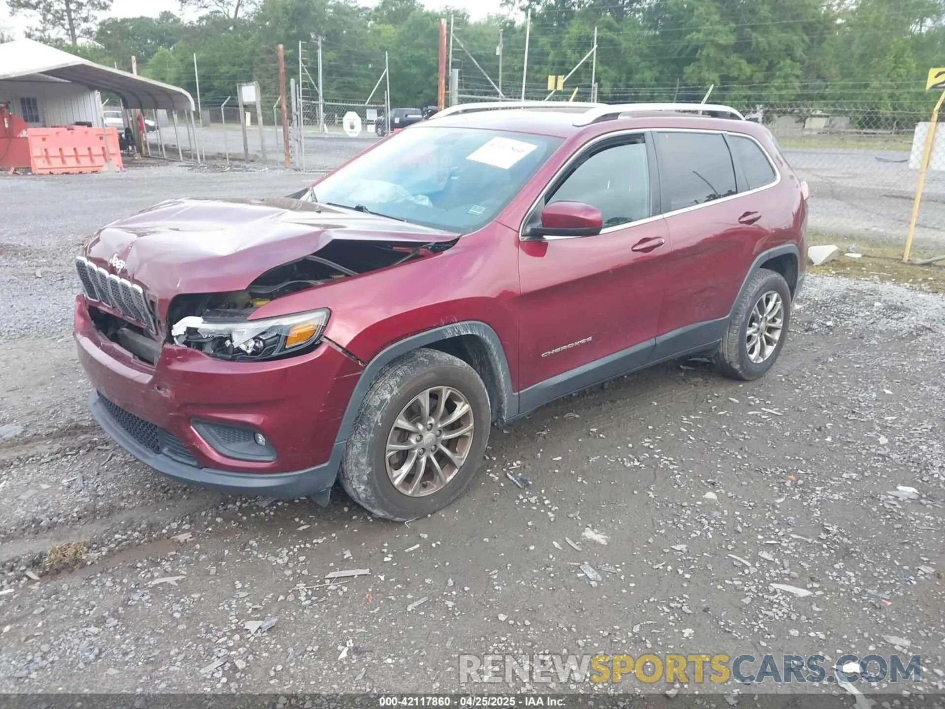 2 Photograph of a damaged car 1C4PJMLB3KD195412 JEEP CHEROKEE 2019