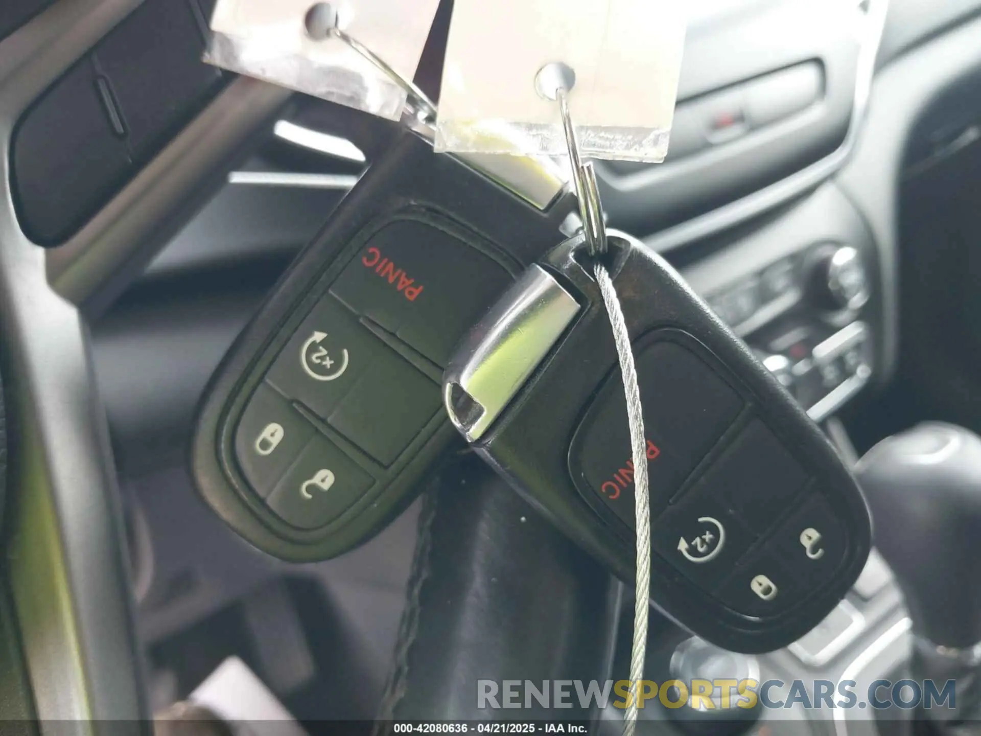 11 Photograph of a damaged car 1C4PJMLB4KD139544 JEEP CHEROKEE 2019