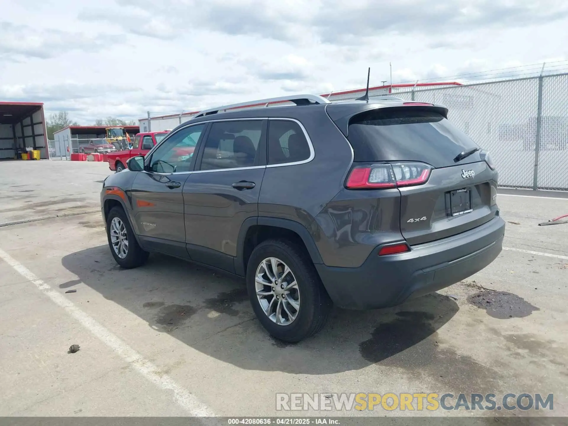 3 Photograph of a damaged car 1C4PJMLB4KD139544 JEEP CHEROKEE 2019
