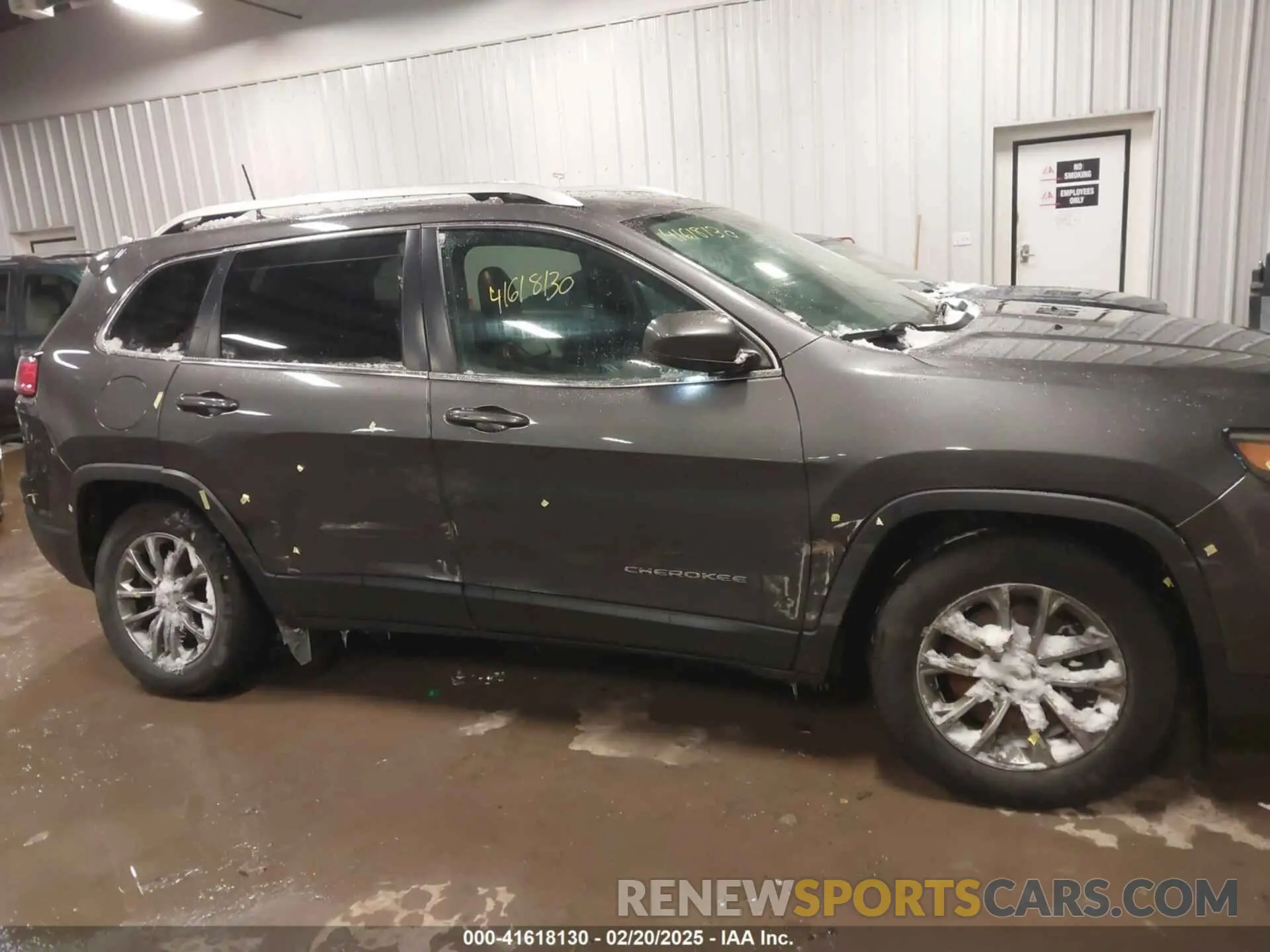 13 Photograph of a damaged car 1C4PJMLB4KD307179 JEEP CHEROKEE 2019