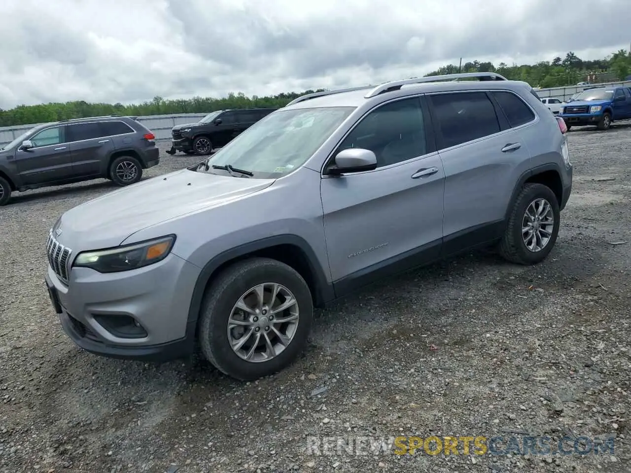 1 Photograph of a damaged car 1C4PJMLB4KD319736 JEEP CHEROKEE 2019