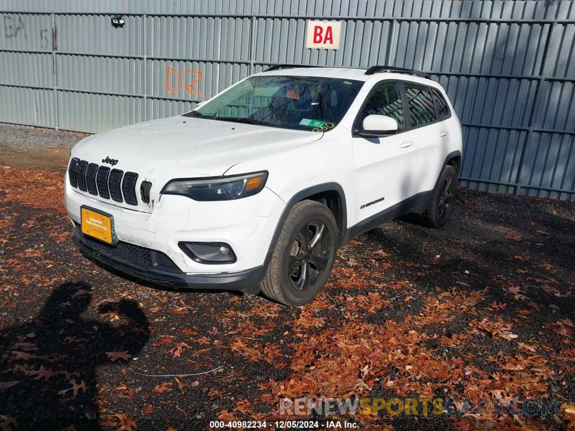 2 Photograph of a damaged car 1C4PJMLB4KD321809 JEEP CHEROKEE 2019