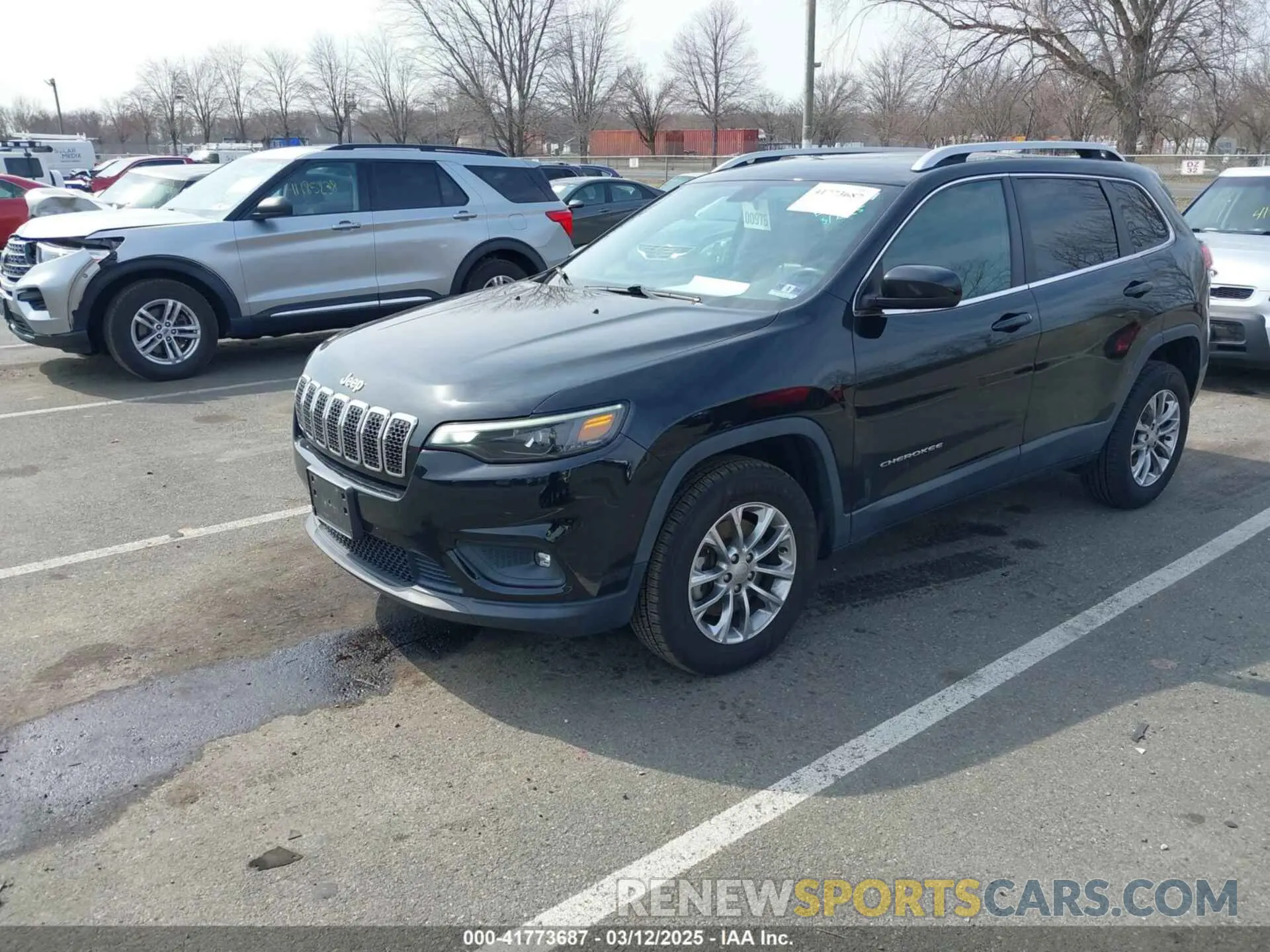 2 Photograph of a damaged car 1C4PJMLB5KD181463 JEEP CHEROKEE 2019