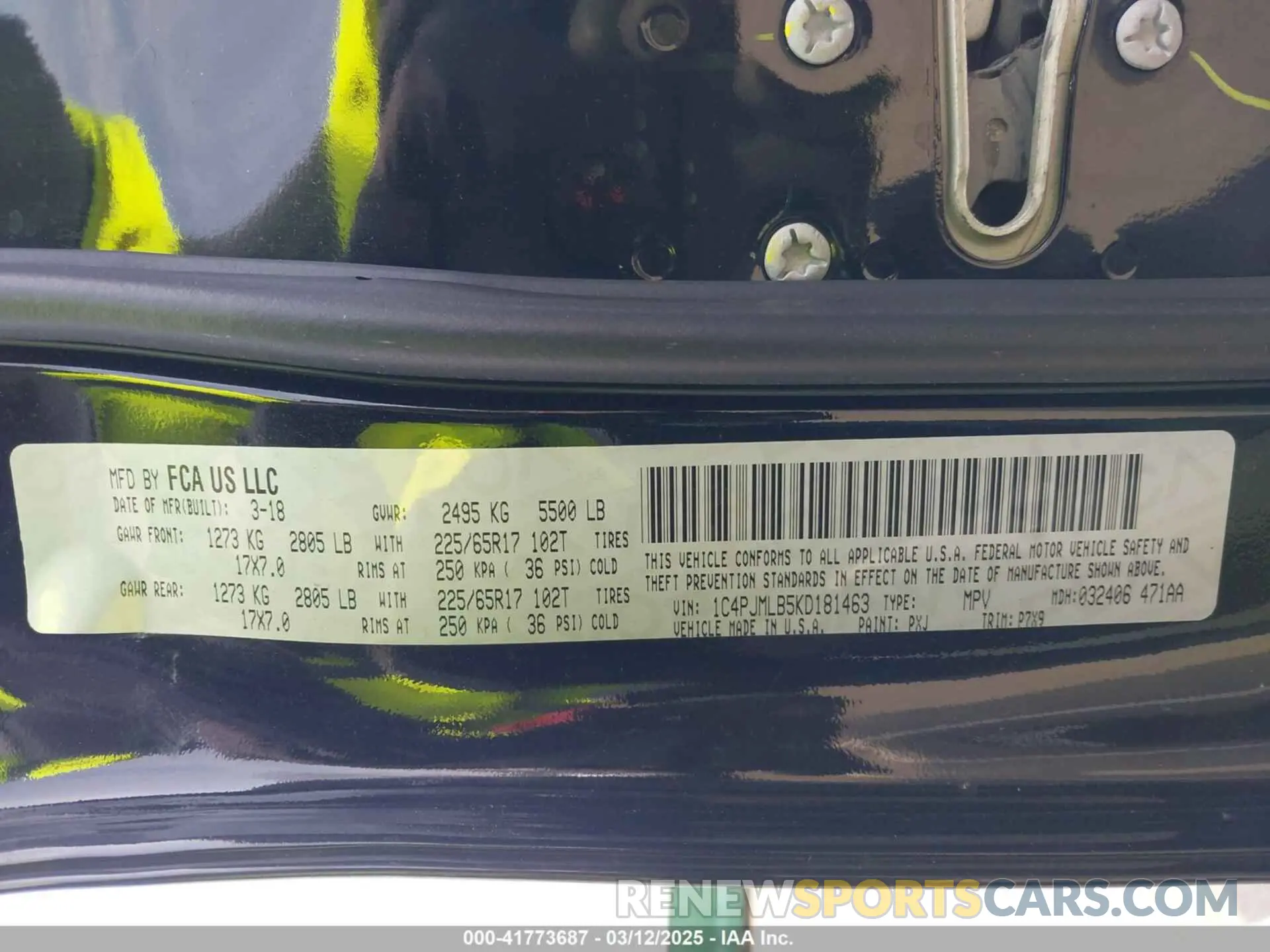 9 Photograph of a damaged car 1C4PJMLB5KD181463 JEEP CHEROKEE 2019