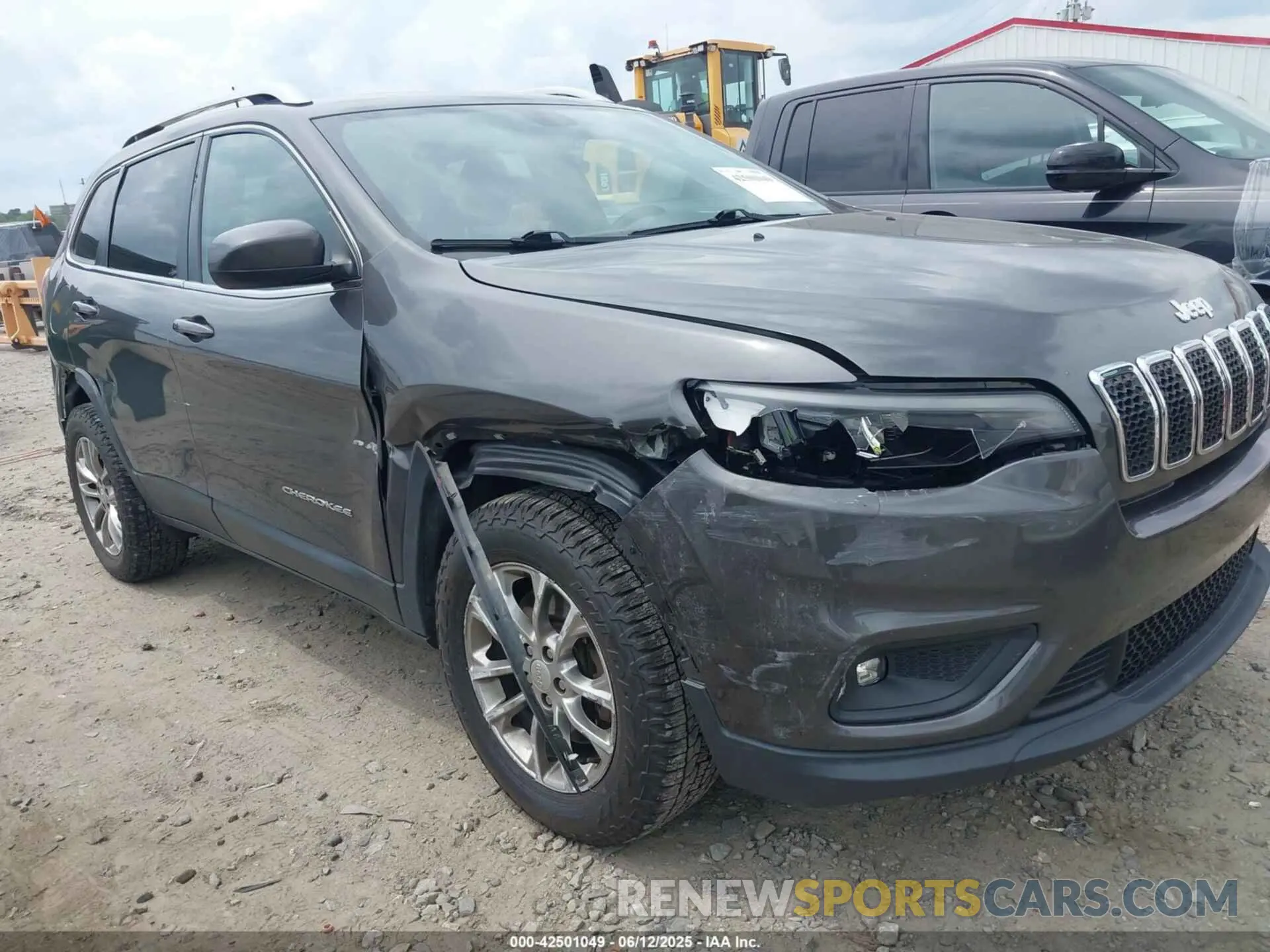6 Photograph of a damaged car 1C4PJMLB5KD213845 JEEP CHEROKEE 2019