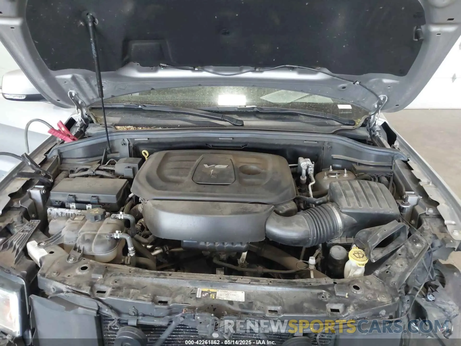 10 Photograph of a damaged car 1C4PJMLB5KD350509 JEEP CHEROKEE 2019