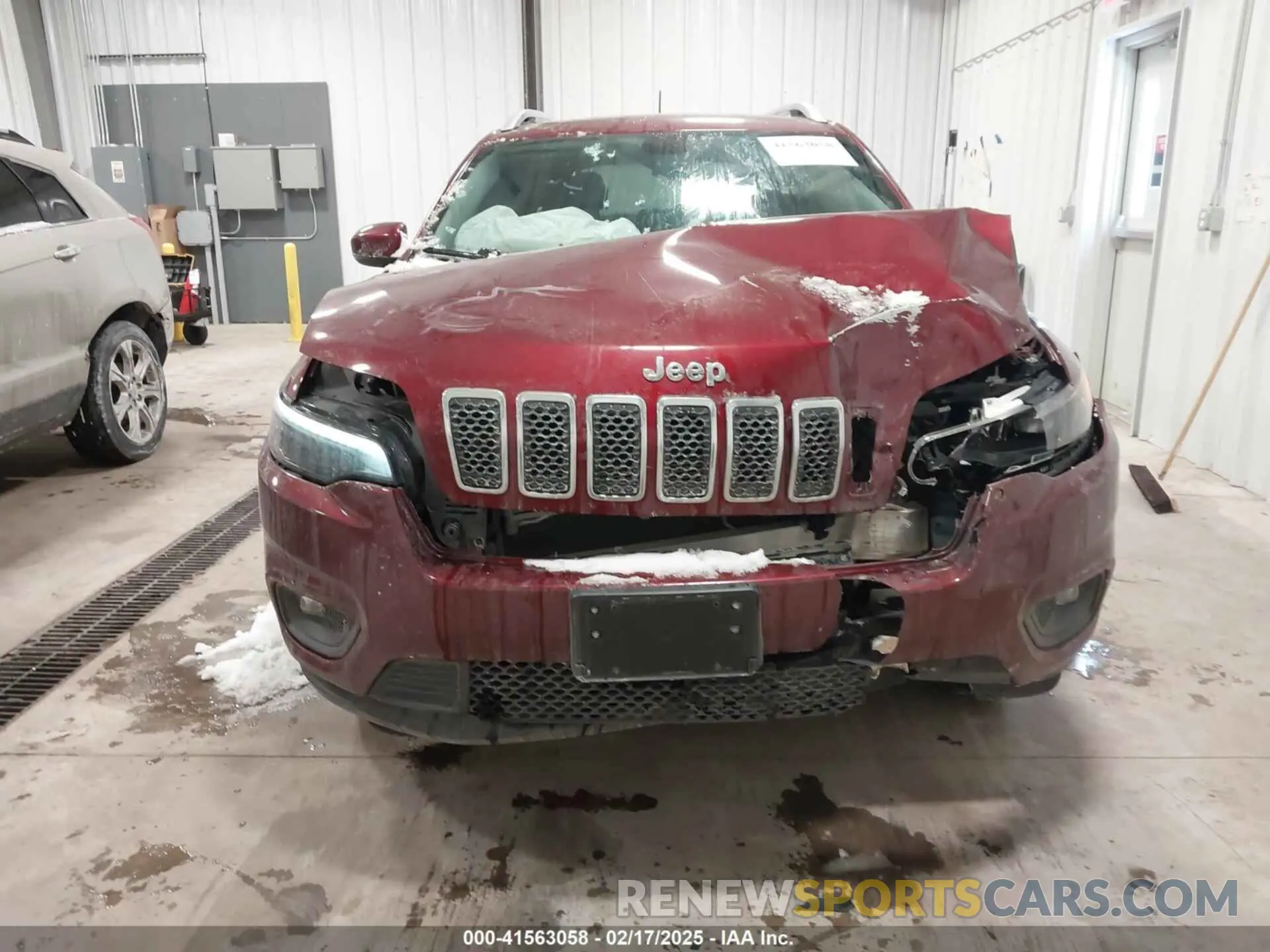 12 Photograph of a damaged car 1C4PJMLB6KD465474 JEEP CHEROKEE 2019