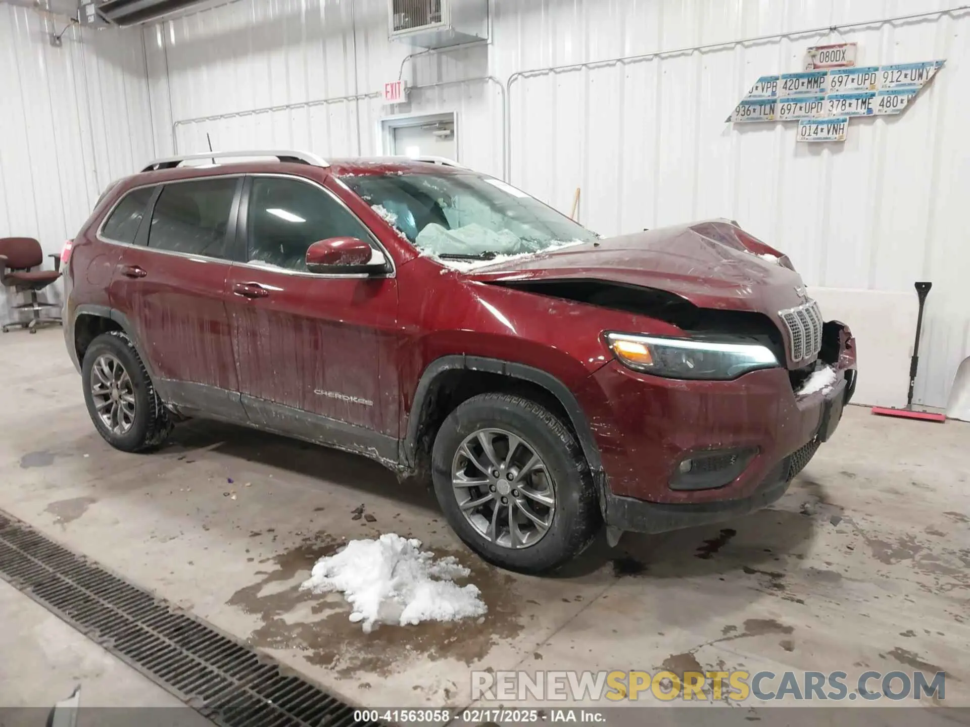 13 Photograph of a damaged car 1C4PJMLB6KD465474 JEEP CHEROKEE 2019