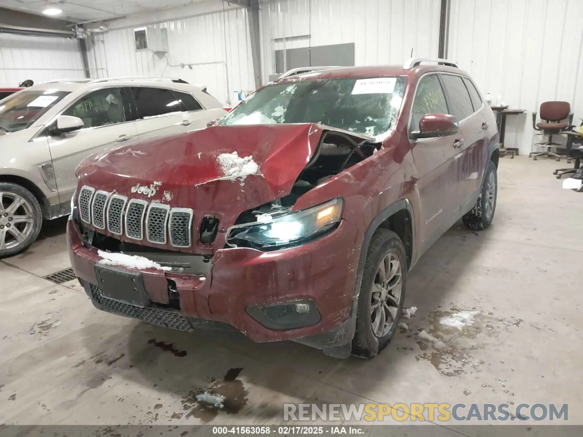 6 Photograph of a damaged car 1C4PJMLB6KD465474 JEEP CHEROKEE 2019