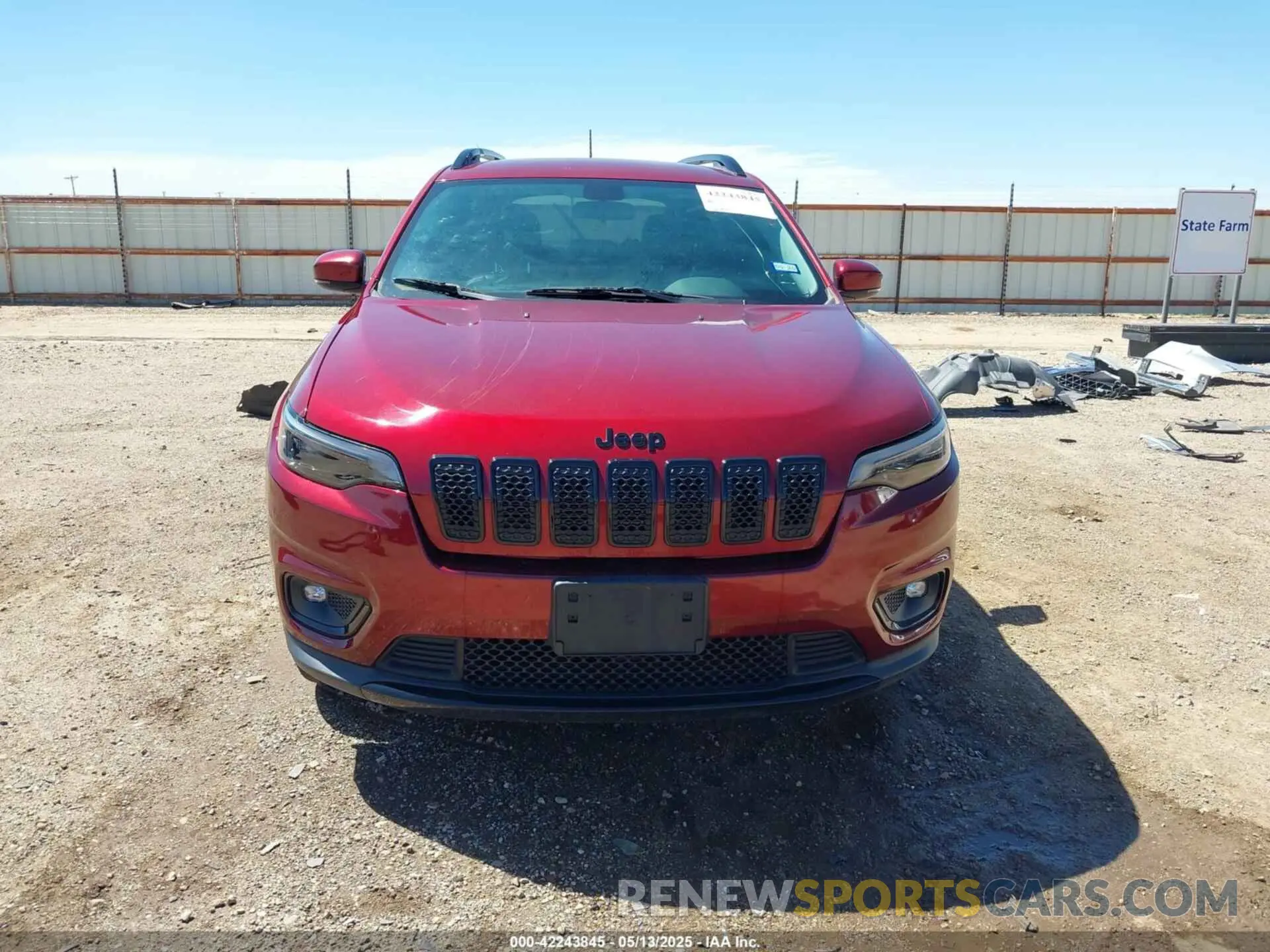 13 Photograph of a damaged car 1C4PJMLB7KD384984 JEEP CHEROKEE 2019