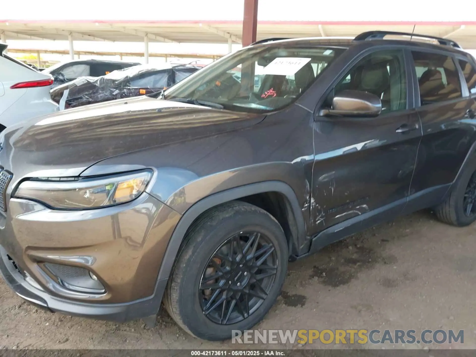 6 Photograph of a damaged car 1C4PJMLB7KD400634 JEEP CHEROKEE 2019