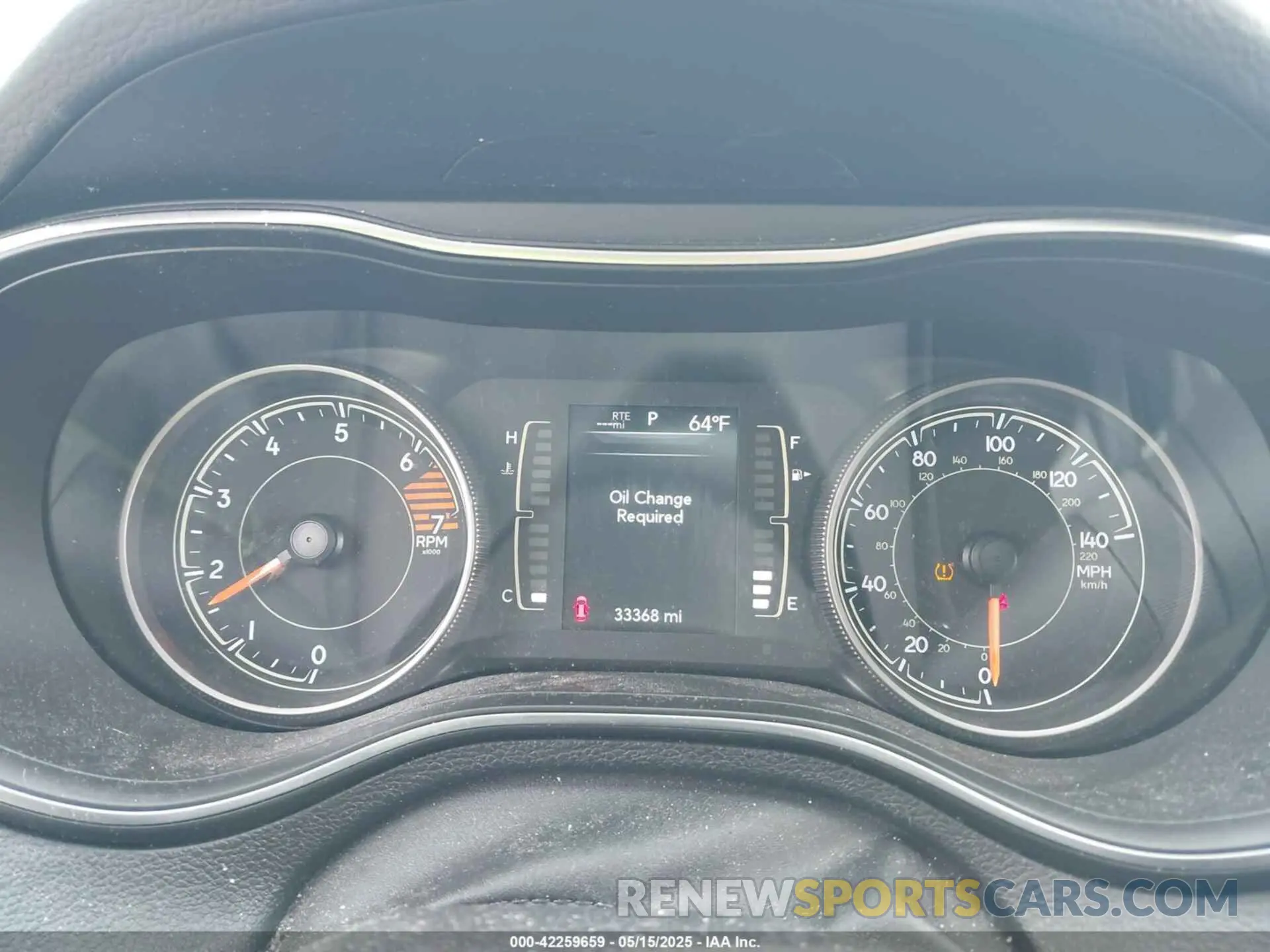 7 Photograph of a damaged car 1C4PJMLB8KD320467 JEEP CHEROKEE 2019