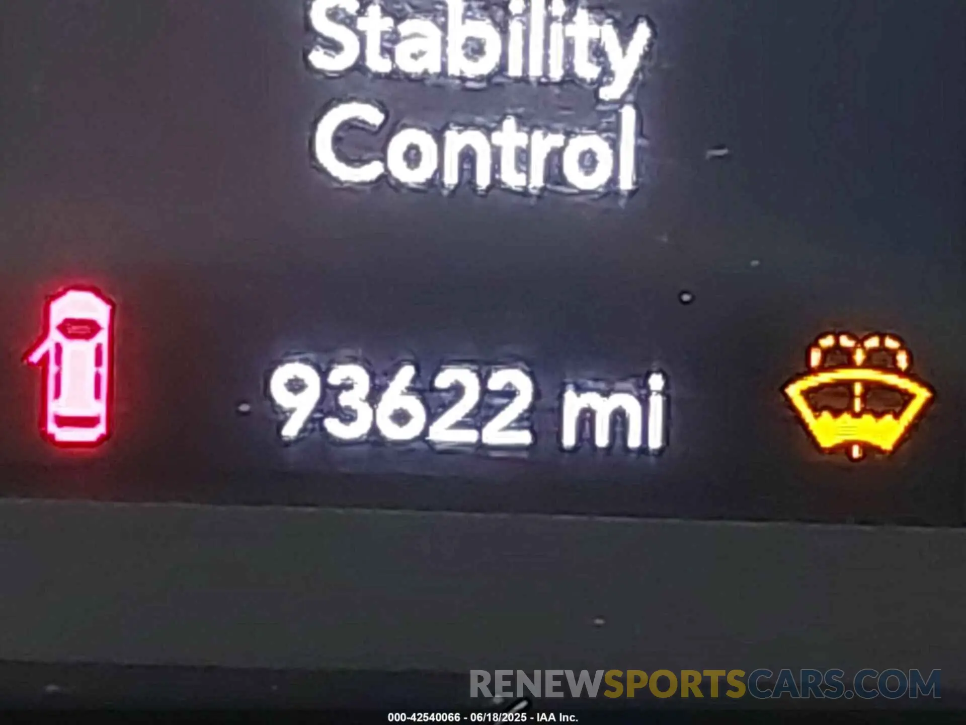 15 Photograph of a damaged car 1C4PJMLB8KD490134 JEEP CHEROKEE 2019