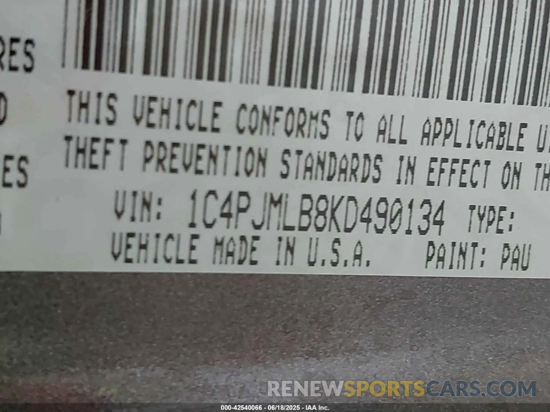 9 Photograph of a damaged car 1C4PJMLB8KD490134 JEEP CHEROKEE 2019