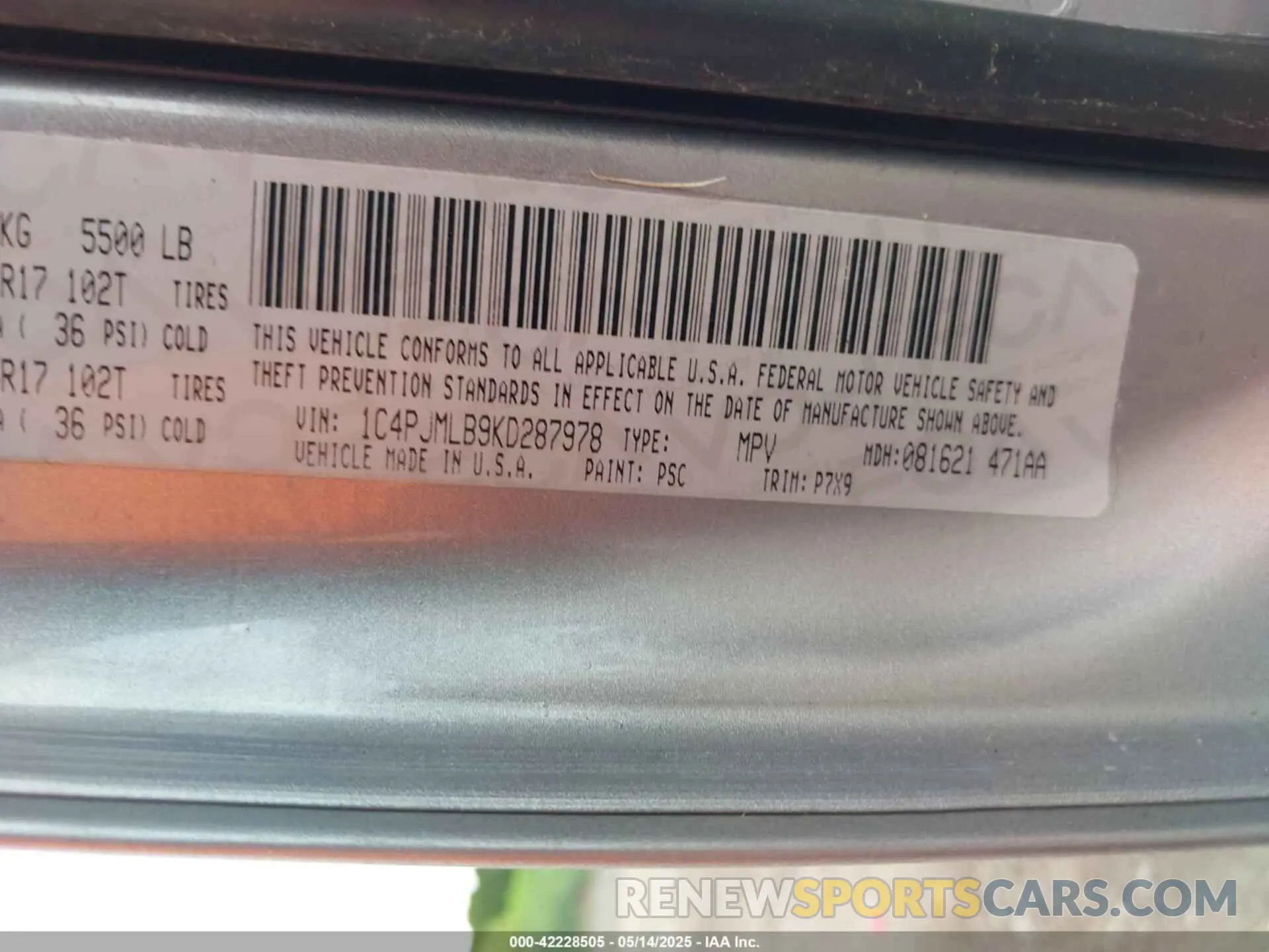 9 Photograph of a damaged car 1C4PJMLB9KD287978 JEEP CHEROKEE 2019