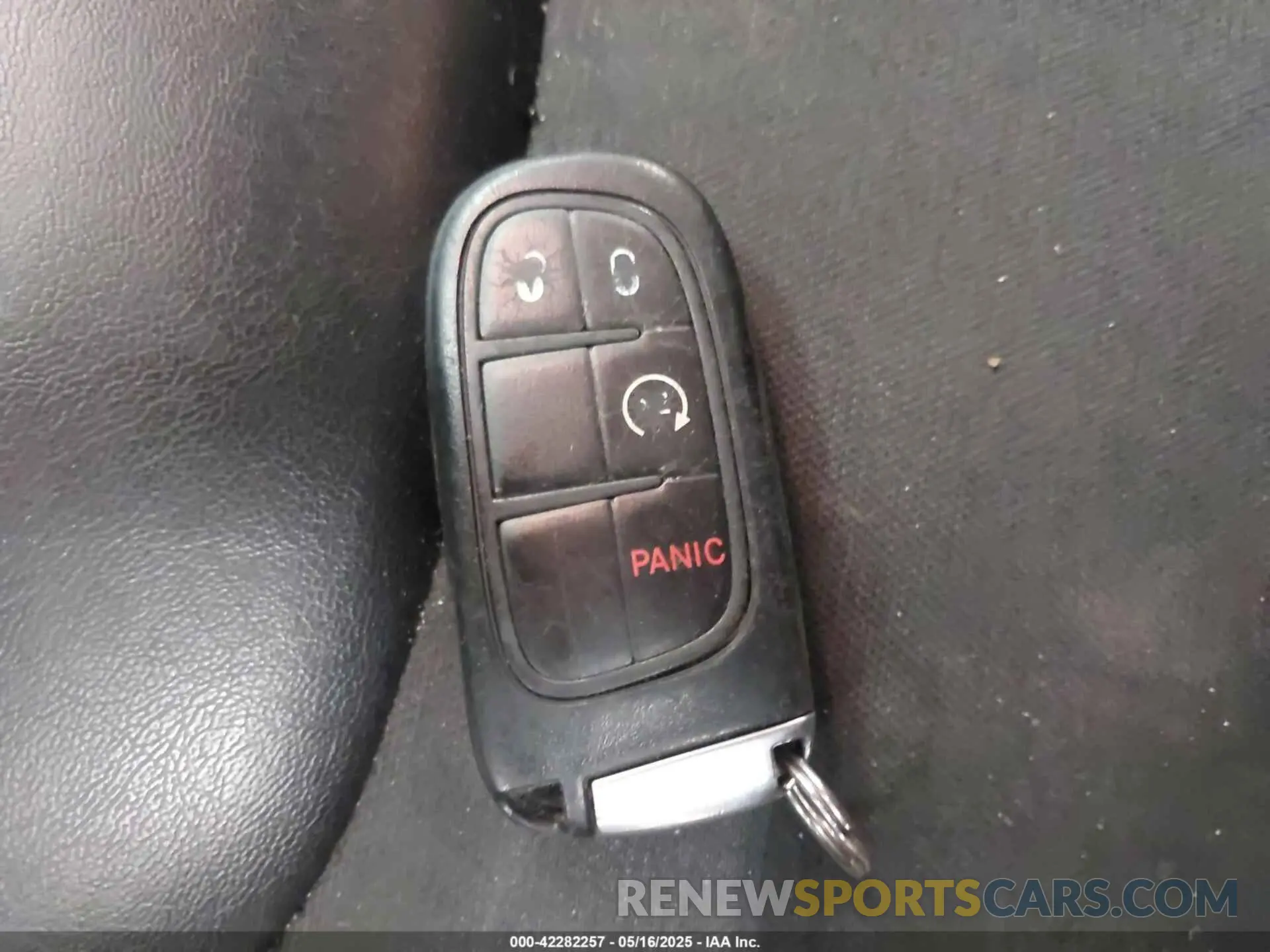 11 Photograph of a damaged car 1C4PJMLBXKD118214 JEEP CHEROKEE 2019