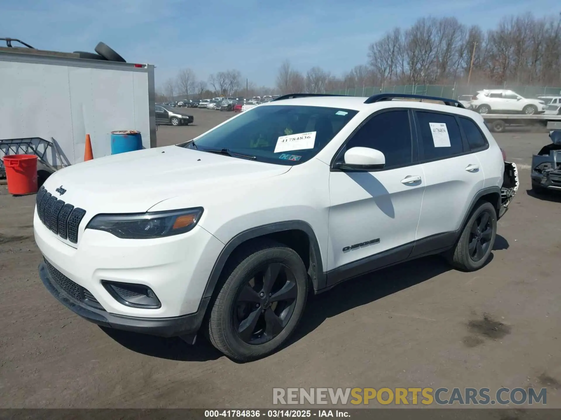 2 Photograph of a damaged car 1C4PJMLBXKD472248 JEEP CHEROKEE 2019
