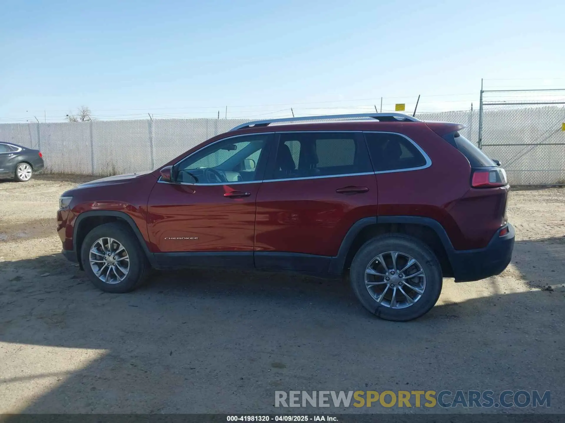 14 Photograph of a damaged car 1C4PJMLN0KD168128 JEEP CHEROKEE 2019