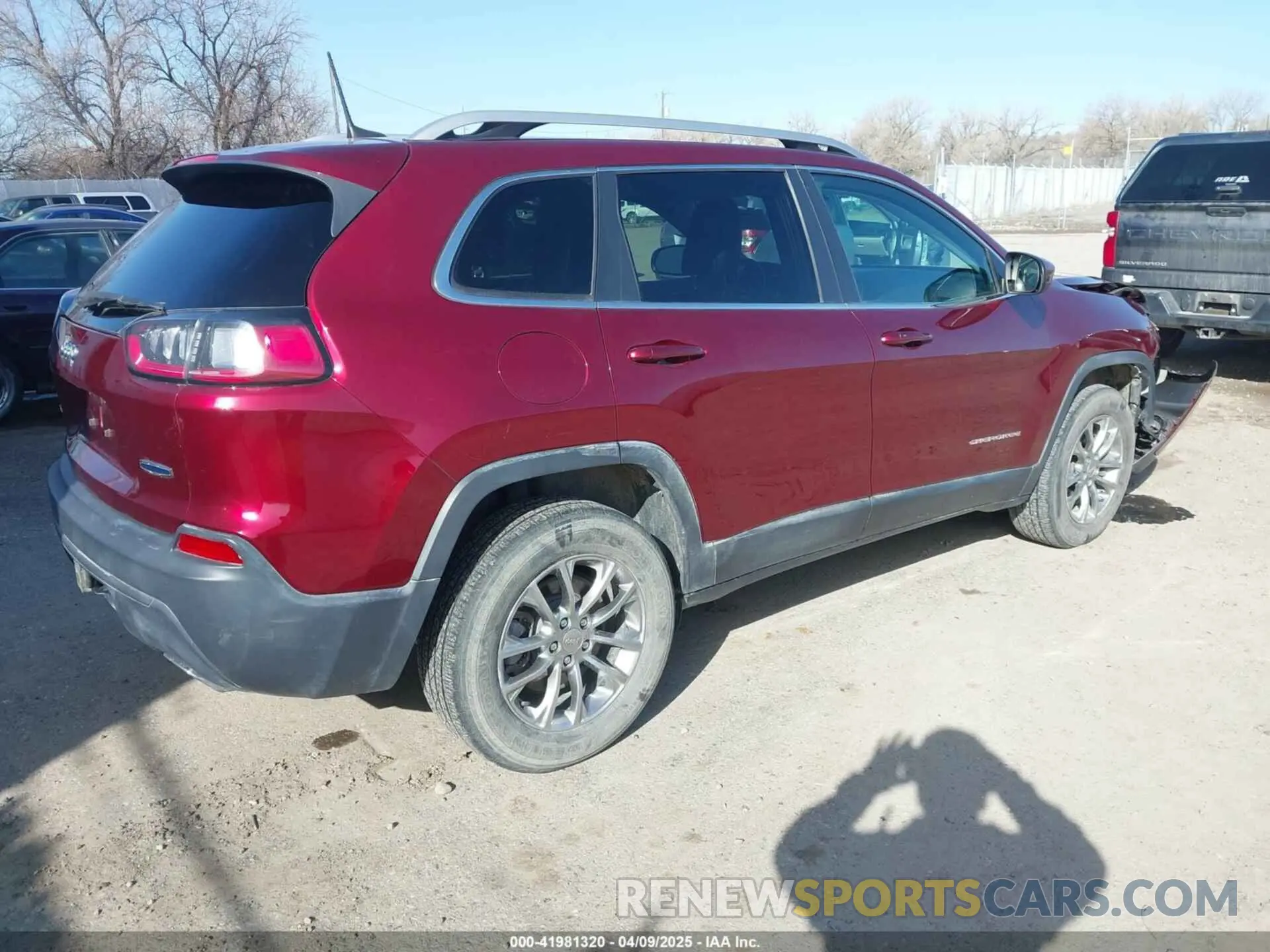 4 Photograph of a damaged car 1C4PJMLN0KD168128 JEEP CHEROKEE 2019