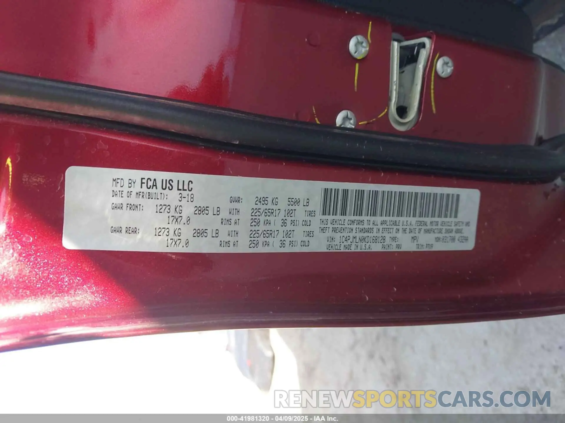 9 Photograph of a damaged car 1C4PJMLN0KD168128 JEEP CHEROKEE 2019