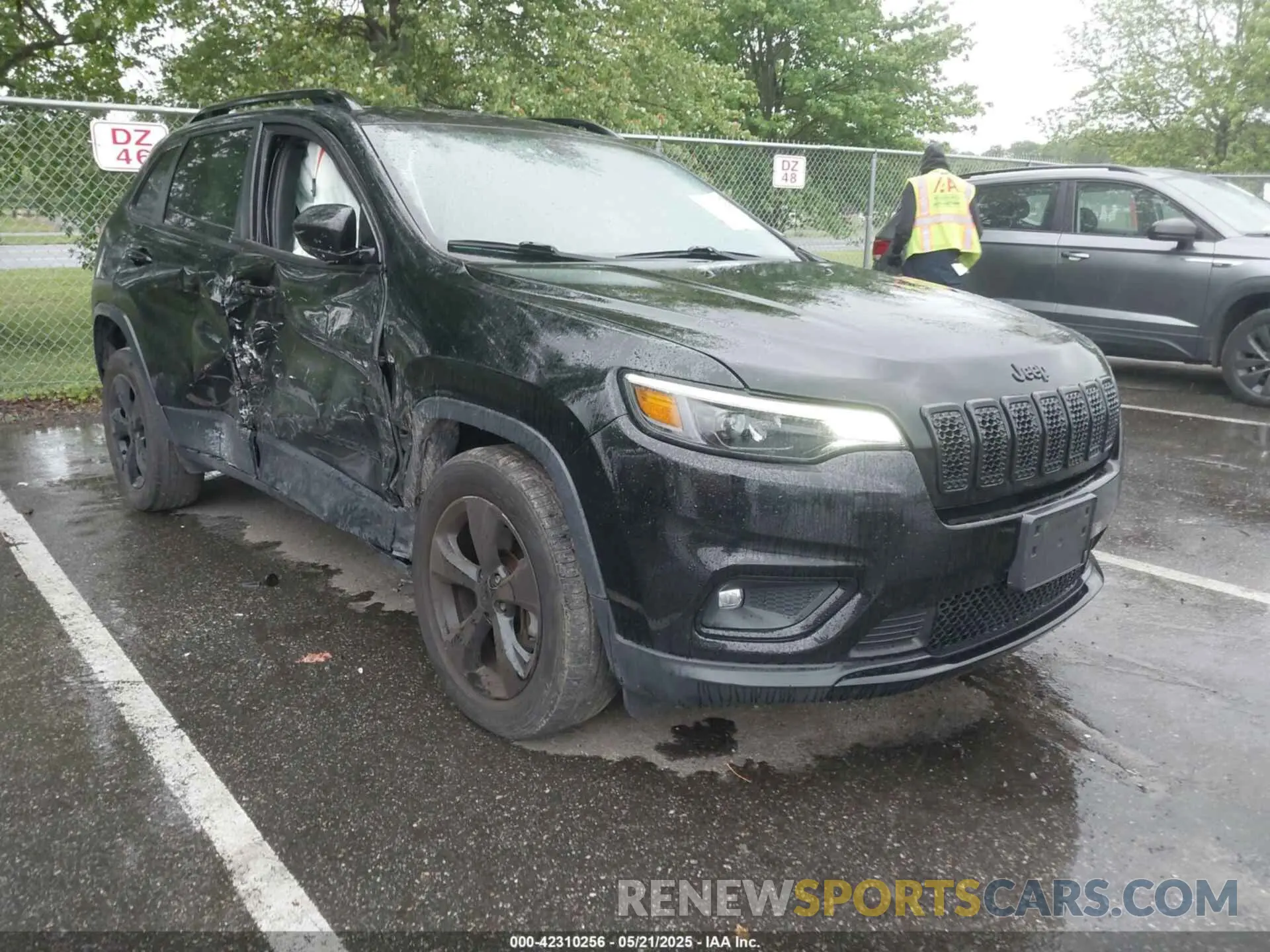 1 Photograph of a damaged car 1C4PJMLN7KD487994 JEEP CHEROKEE 2019