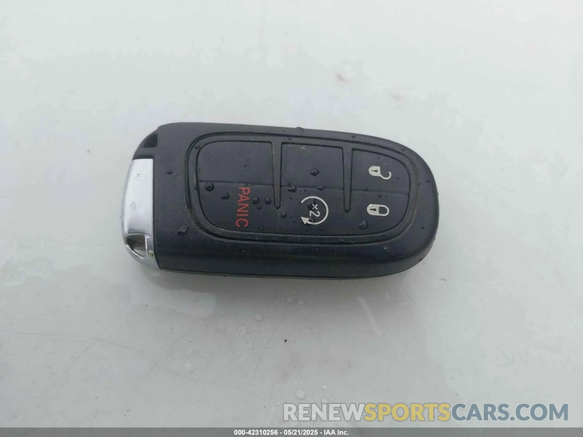 11 Photograph of a damaged car 1C4PJMLN7KD487994 JEEP CHEROKEE 2019