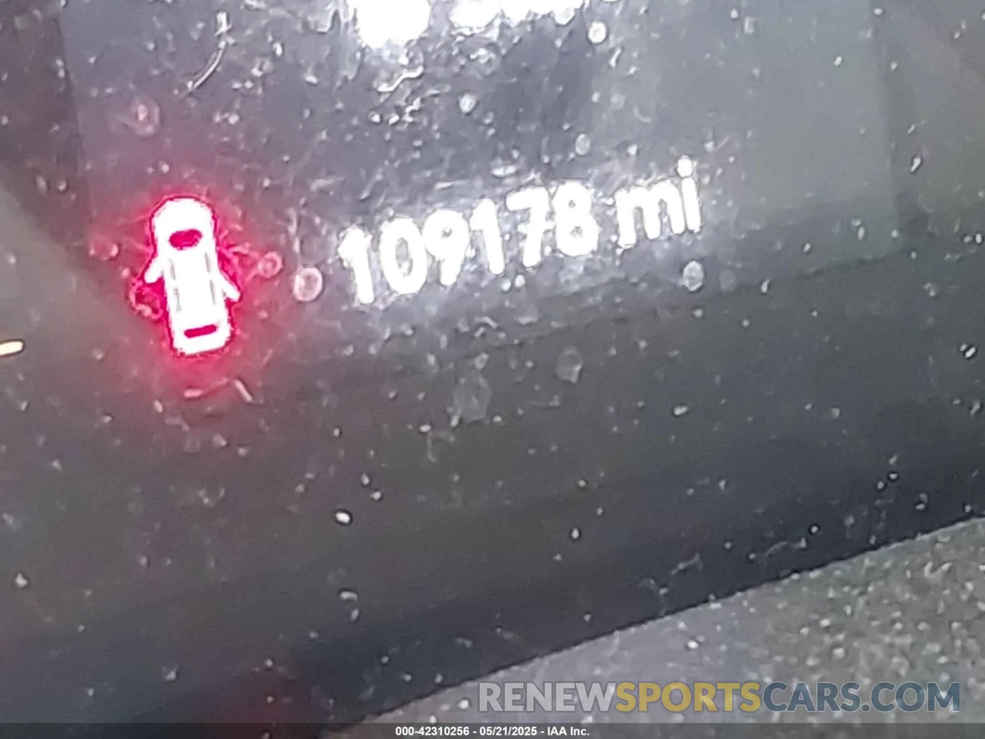 7 Photograph of a damaged car 1C4PJMLN7KD487994 JEEP CHEROKEE 2019