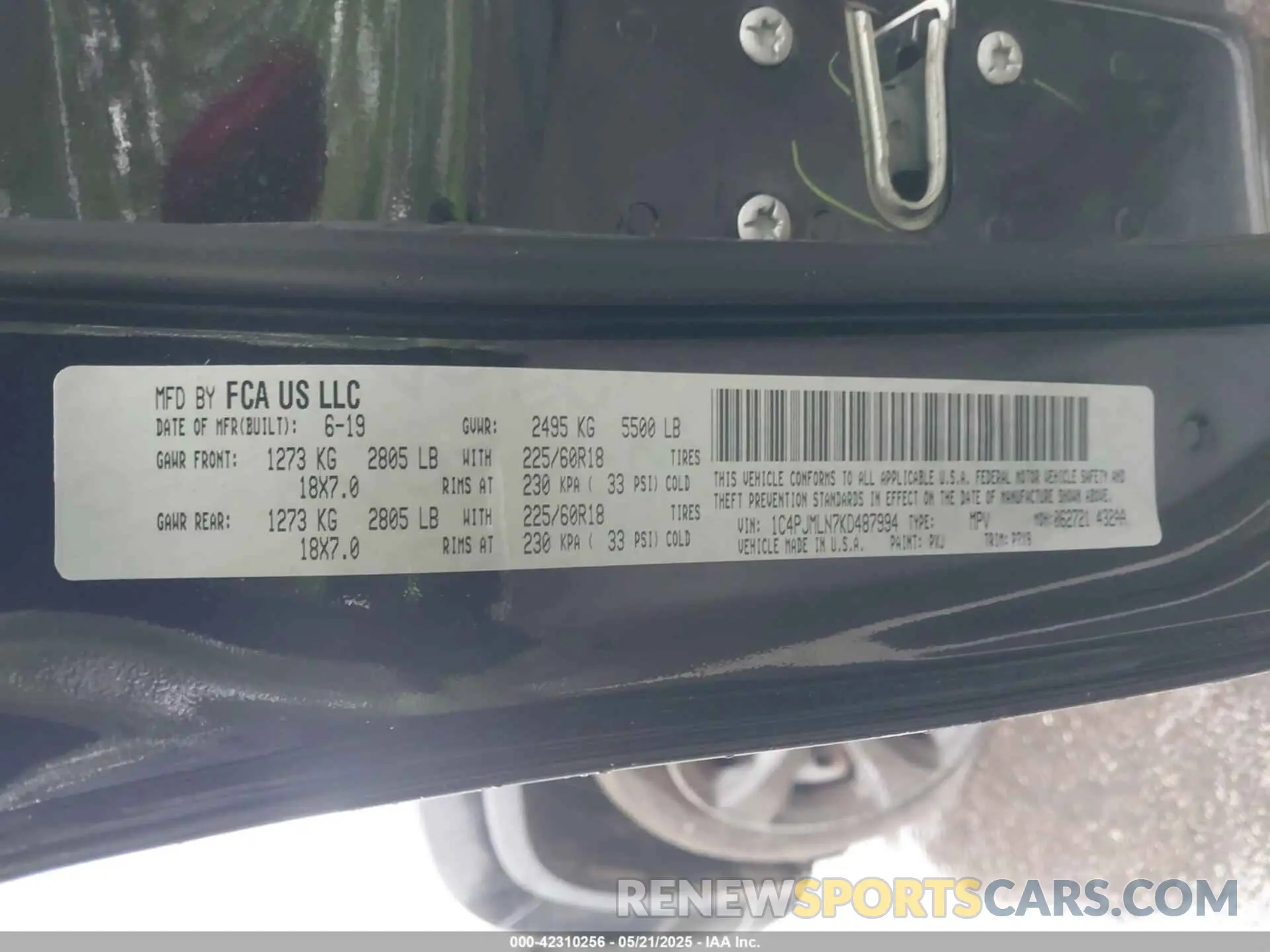 9 Photograph of a damaged car 1C4PJMLN7KD487994 JEEP CHEROKEE 2019