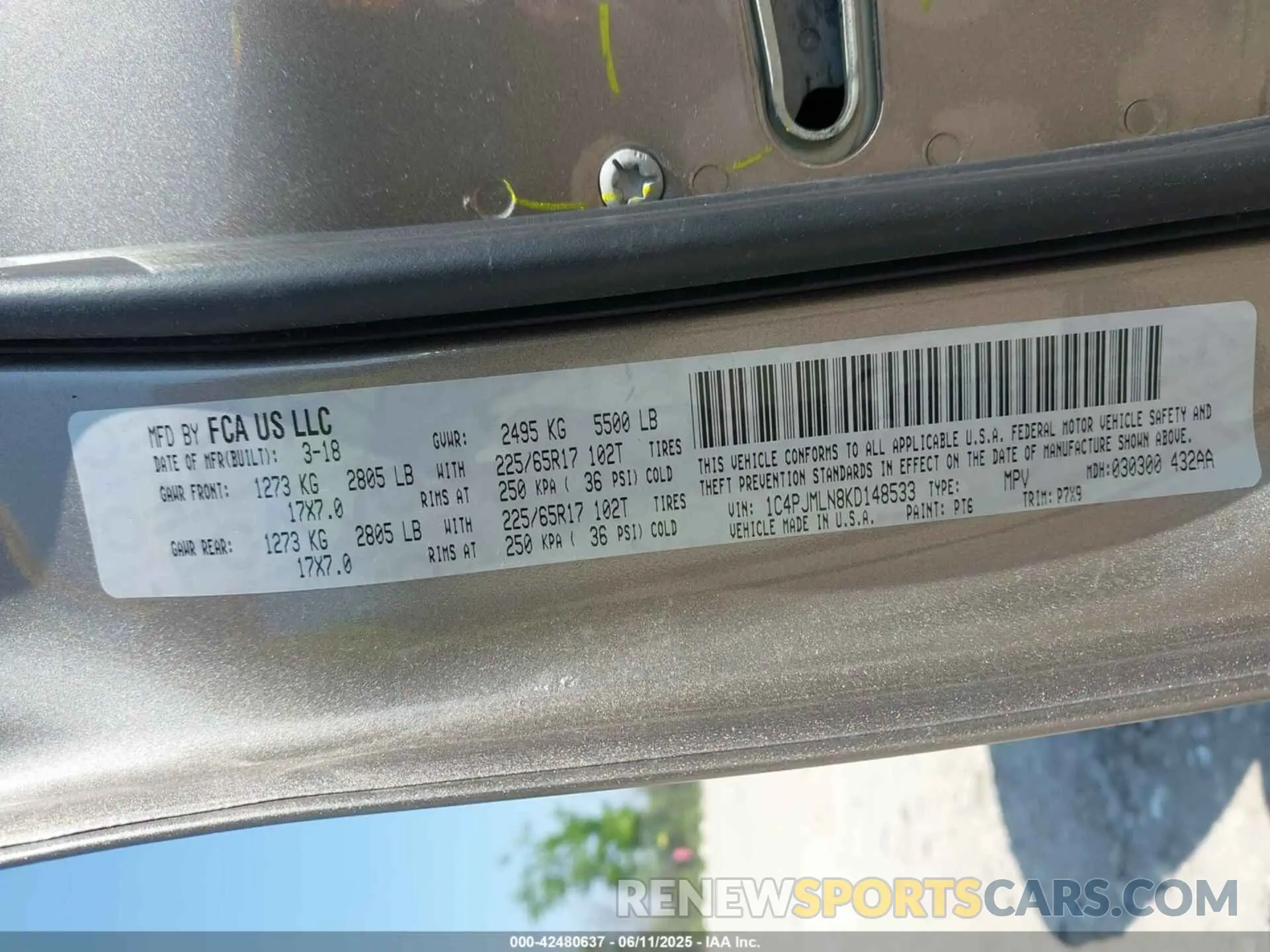 9 Photograph of a damaged car 1C4PJMLN8KD148533 JEEP CHEROKEE 2019