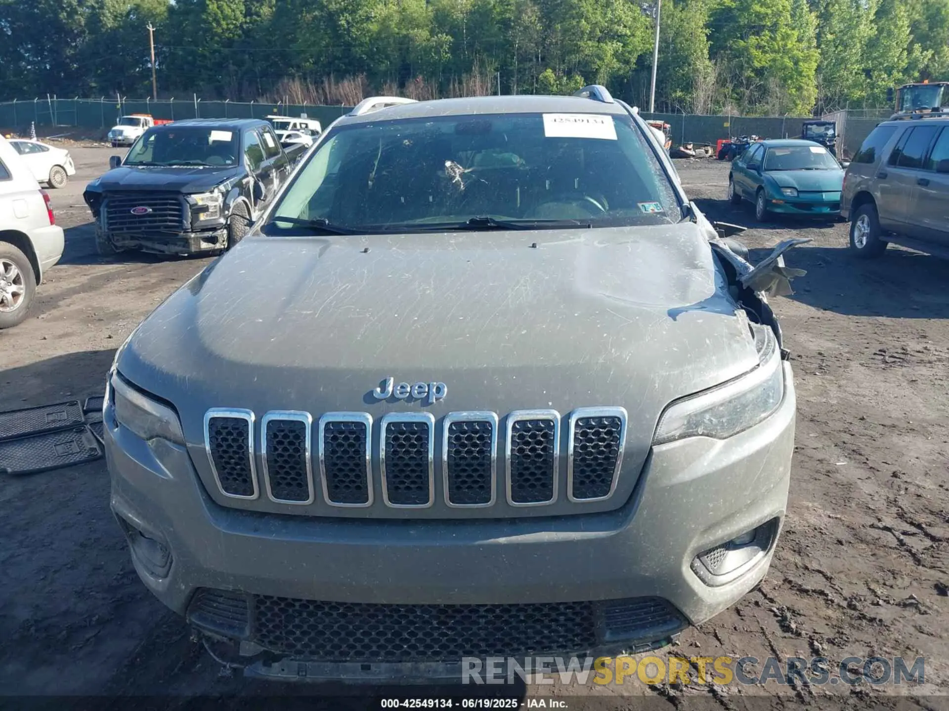 12 Photograph of a damaged car 1C4PJMLNXKD408494 JEEP CHEROKEE 2019