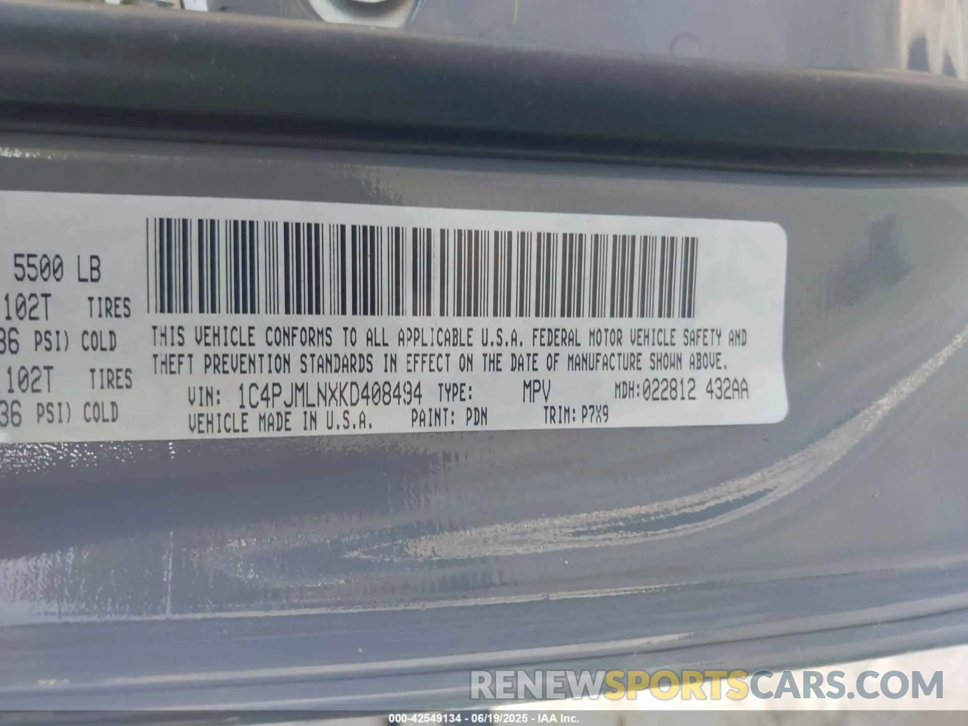 9 Photograph of a damaged car 1C4PJMLNXKD408494 JEEP CHEROKEE 2019