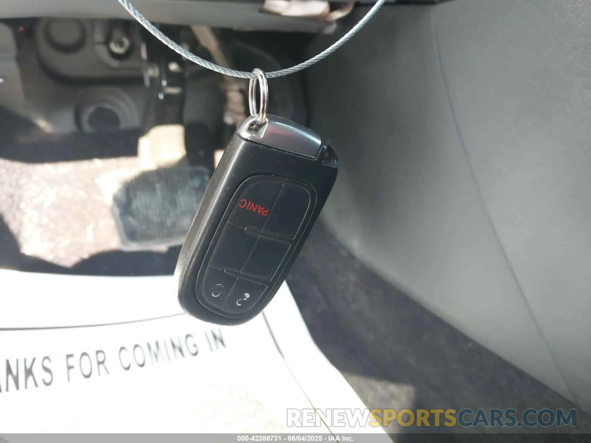 11 Photograph of a damaged car 1C4PJMLX0KD101546 JEEP CHEROKEE 2019