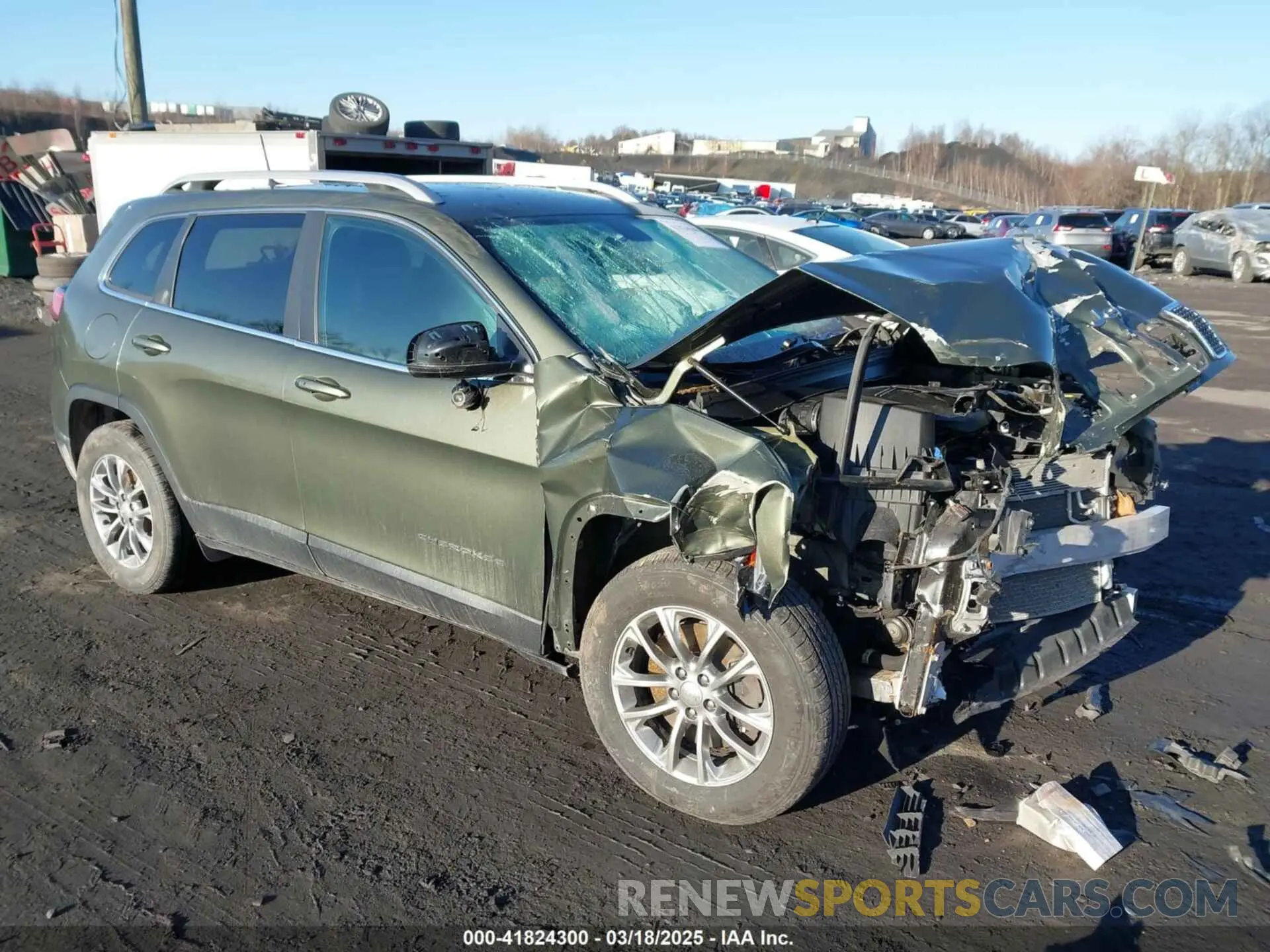 1 Photograph of a damaged car 1C4PJMLX0KD123482 JEEP CHEROKEE 2019