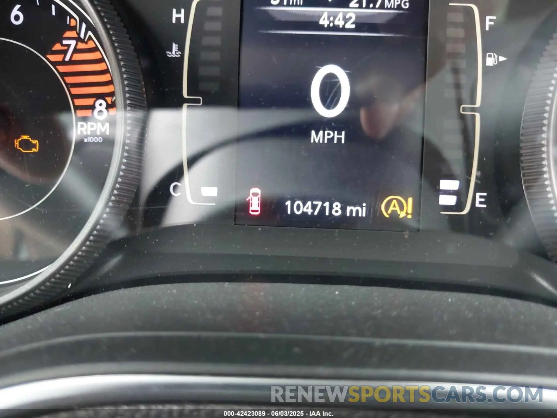 16 Photograph of a damaged car 1C4PJMLX0KD271468 JEEP CHEROKEE 2019