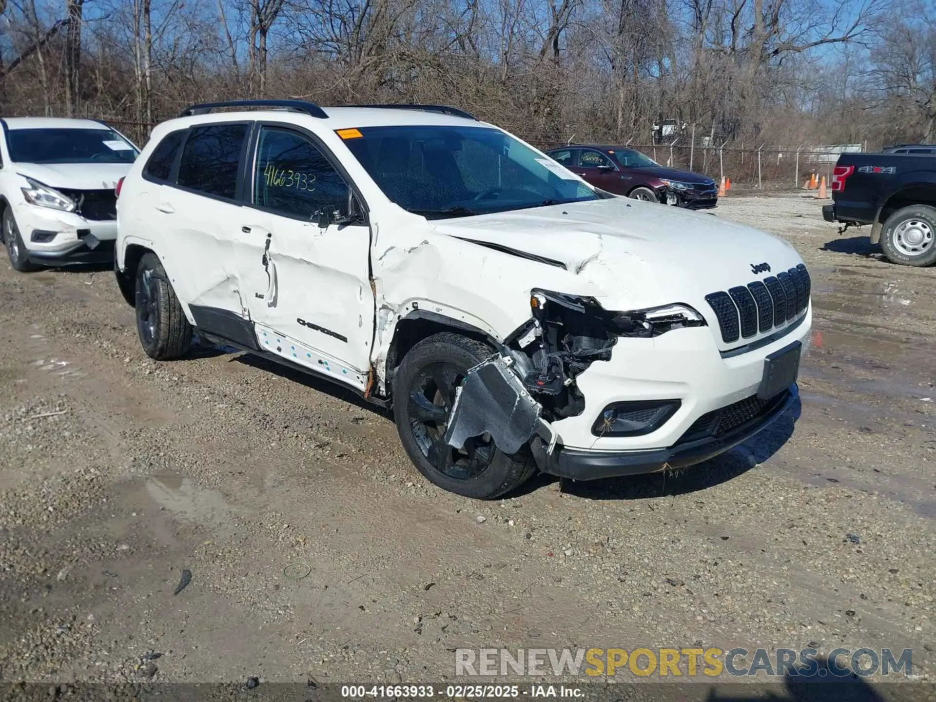 1 Photograph of a damaged car 1C4PJMLX0KD430182 JEEP CHEROKEE 2019