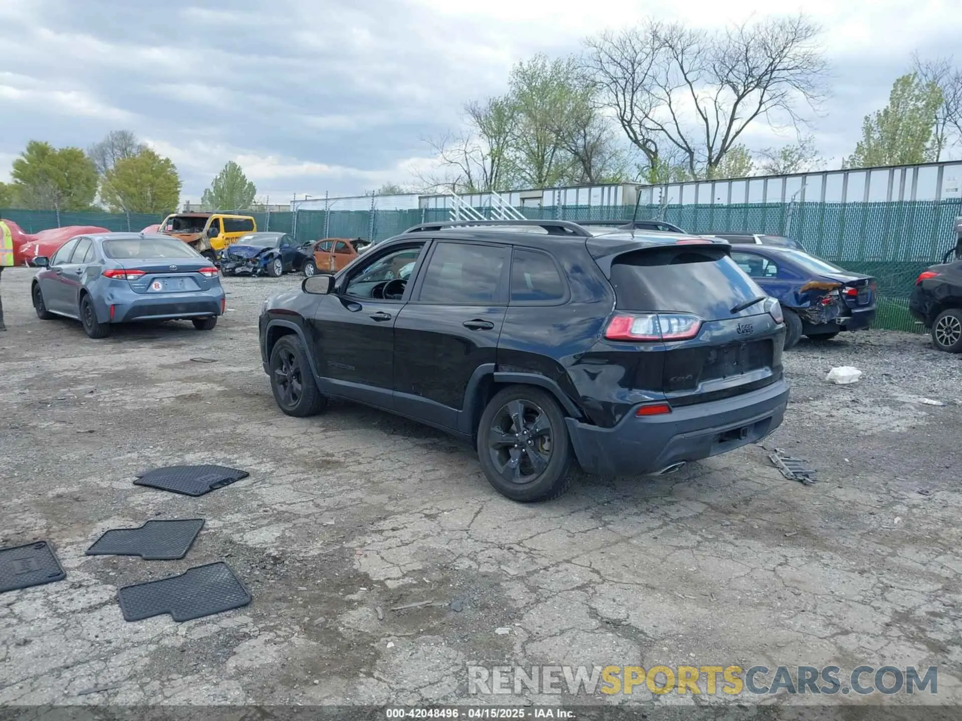 3 Photograph of a damaged car 1C4PJMLX0KD476756 JEEP CHEROKEE 2019