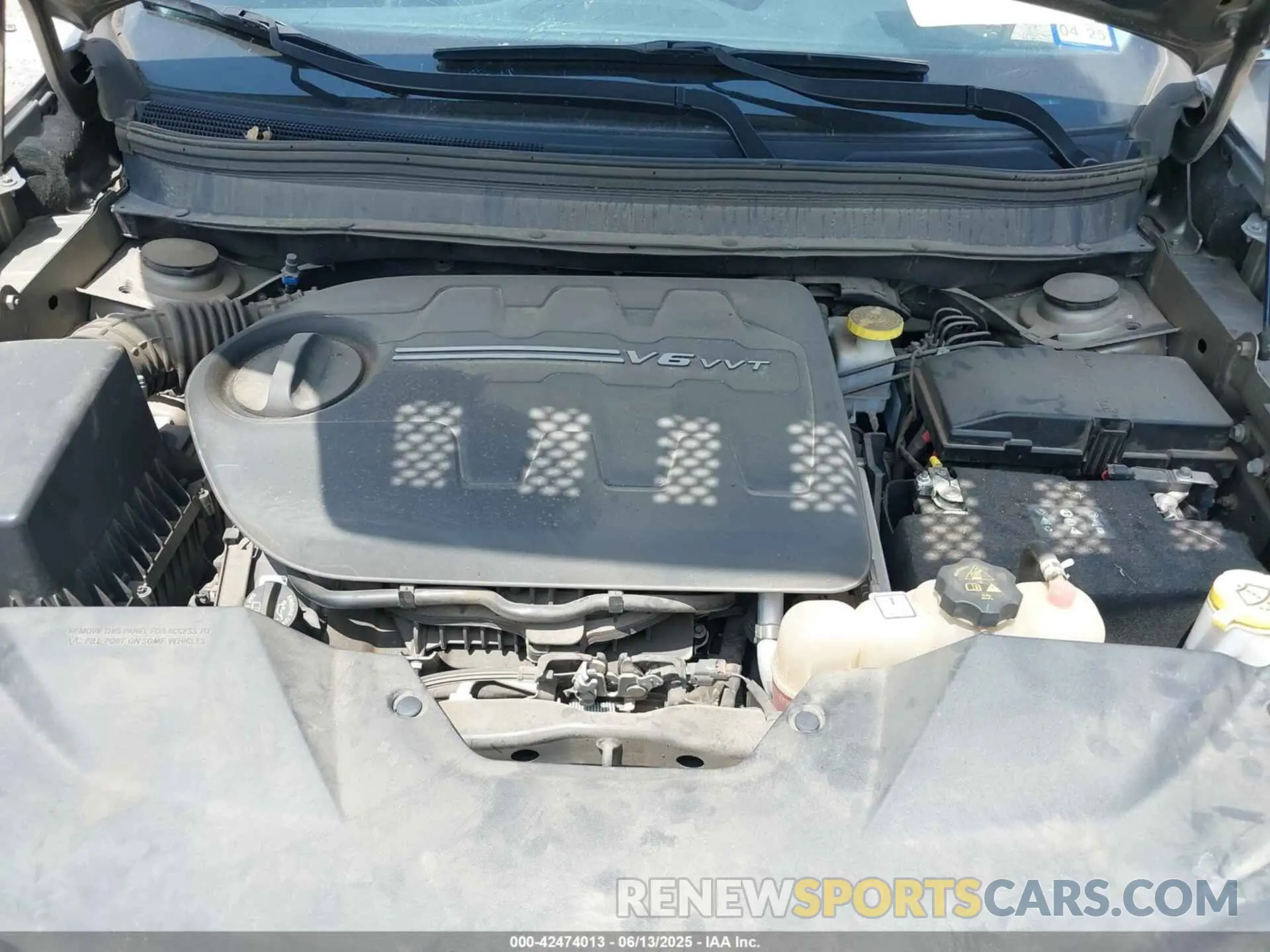 10 Photograph of a damaged car 1C4PJMLX3KD105008 JEEP CHEROKEE 2019