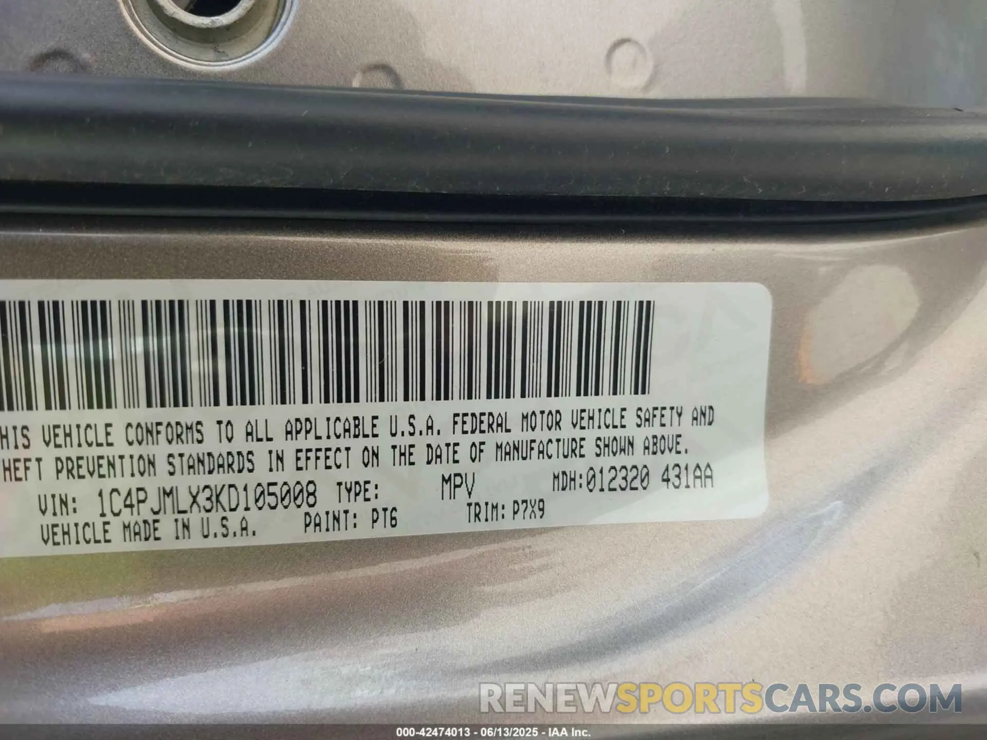 9 Photograph of a damaged car 1C4PJMLX3KD105008 JEEP CHEROKEE 2019