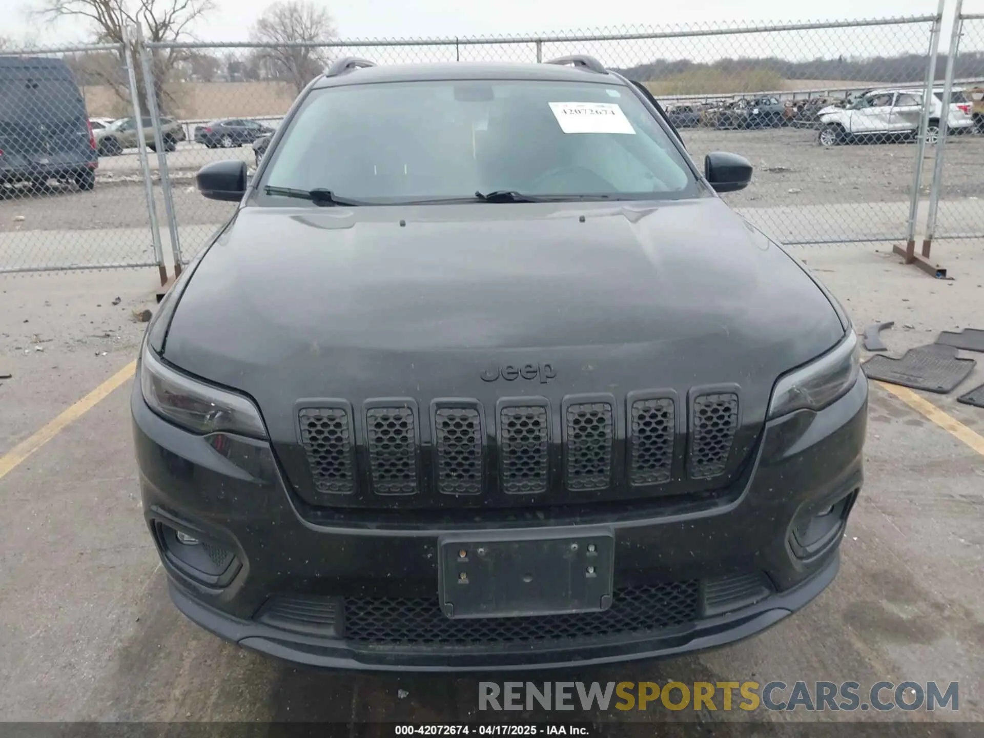 12 Photograph of a damaged car 1C4PJMLX8KD484071 JEEP CHEROKEE 2019