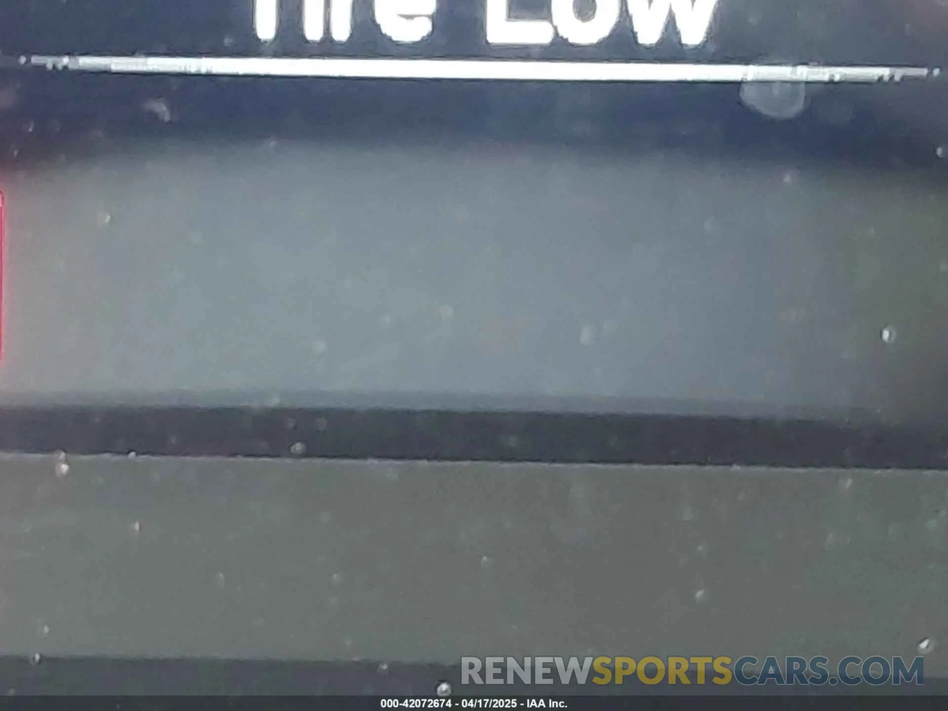 15 Photograph of a damaged car 1C4PJMLX8KD484071 JEEP CHEROKEE 2019