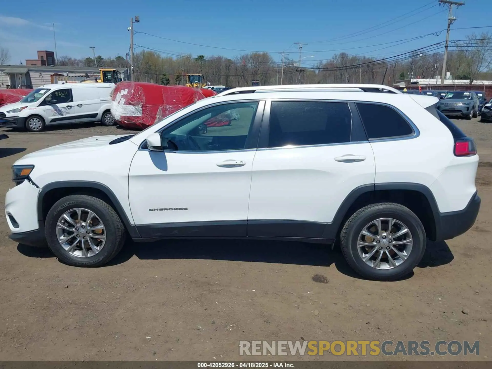14 Photograph of a damaged car 1C4PJMLXXKD107760 JEEP CHEROKEE 2019