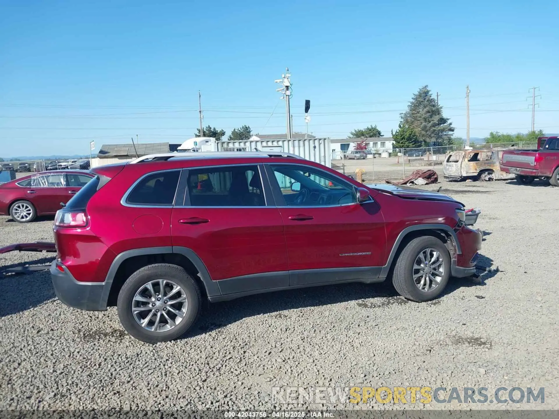 14 Photograph of a damaged car 1C4PJMLXXKD223718 JEEP CHEROKEE 2019