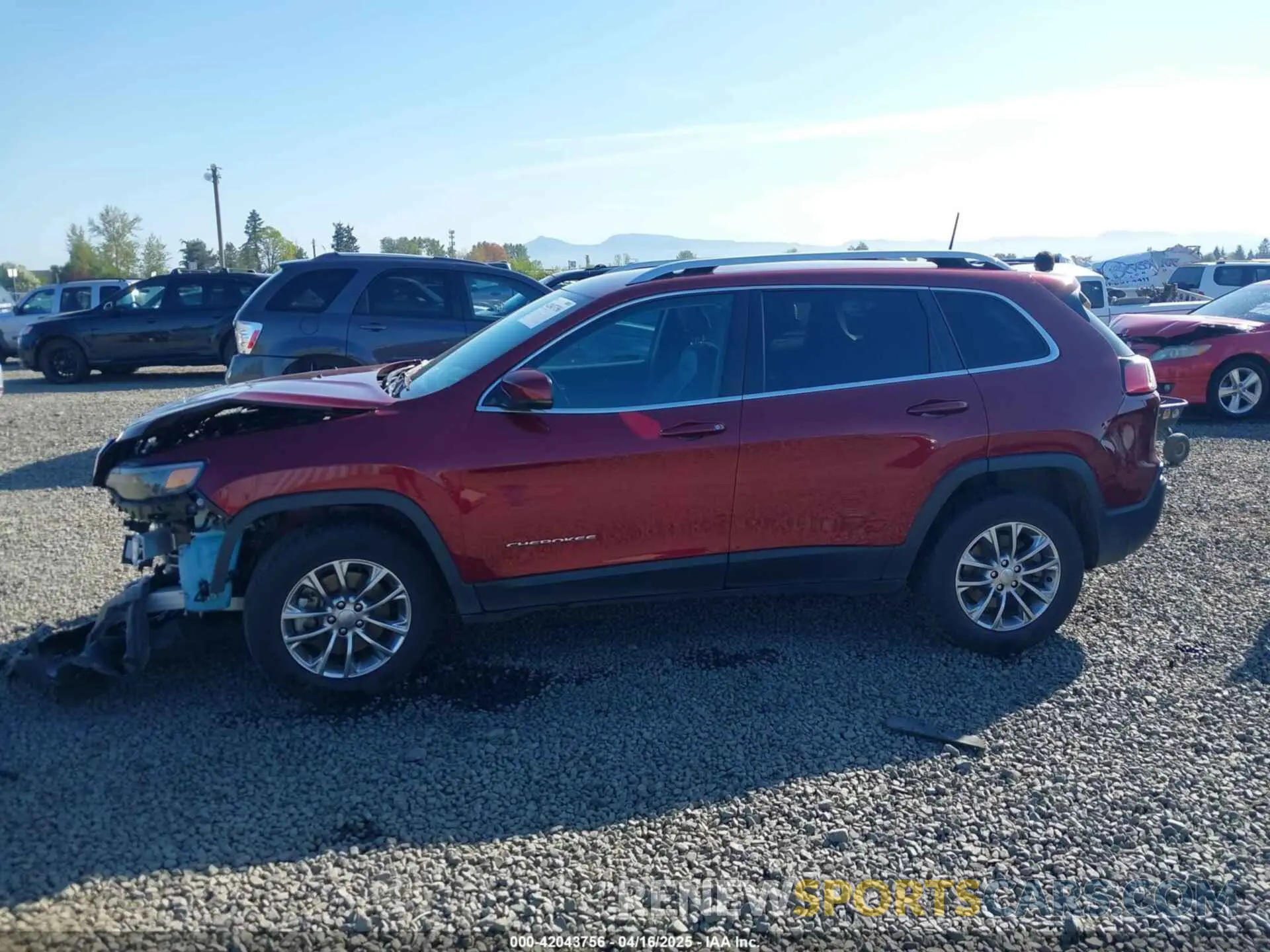 15 Photograph of a damaged car 1C4PJMLXXKD223718 JEEP CHEROKEE 2019