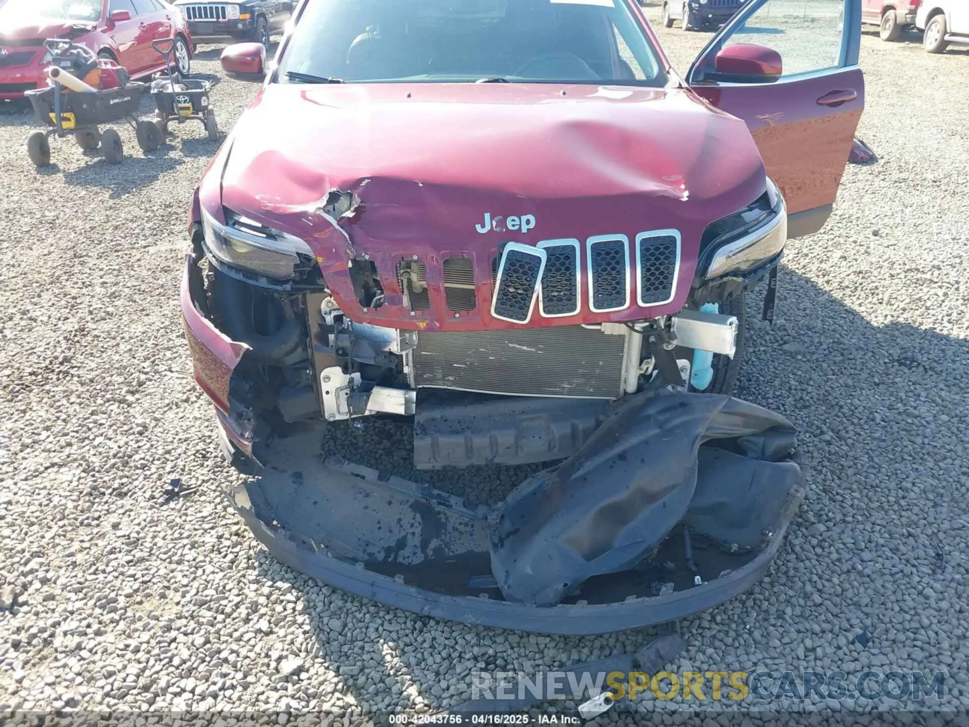 6 Photograph of a damaged car 1C4PJMLXXKD223718 JEEP CHEROKEE 2019