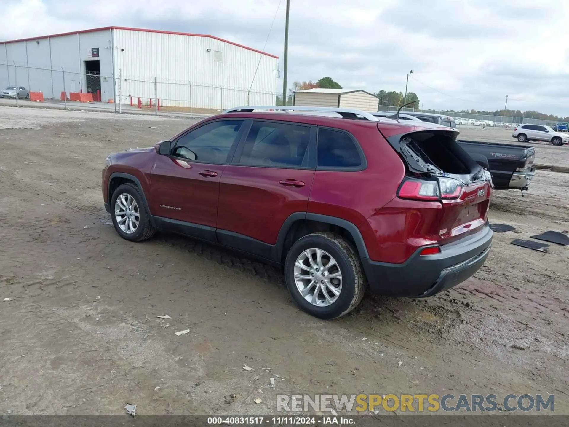 3 Photograph of a damaged car 1C4PJLCB1LD507688 JEEP CHEROKEE 2020