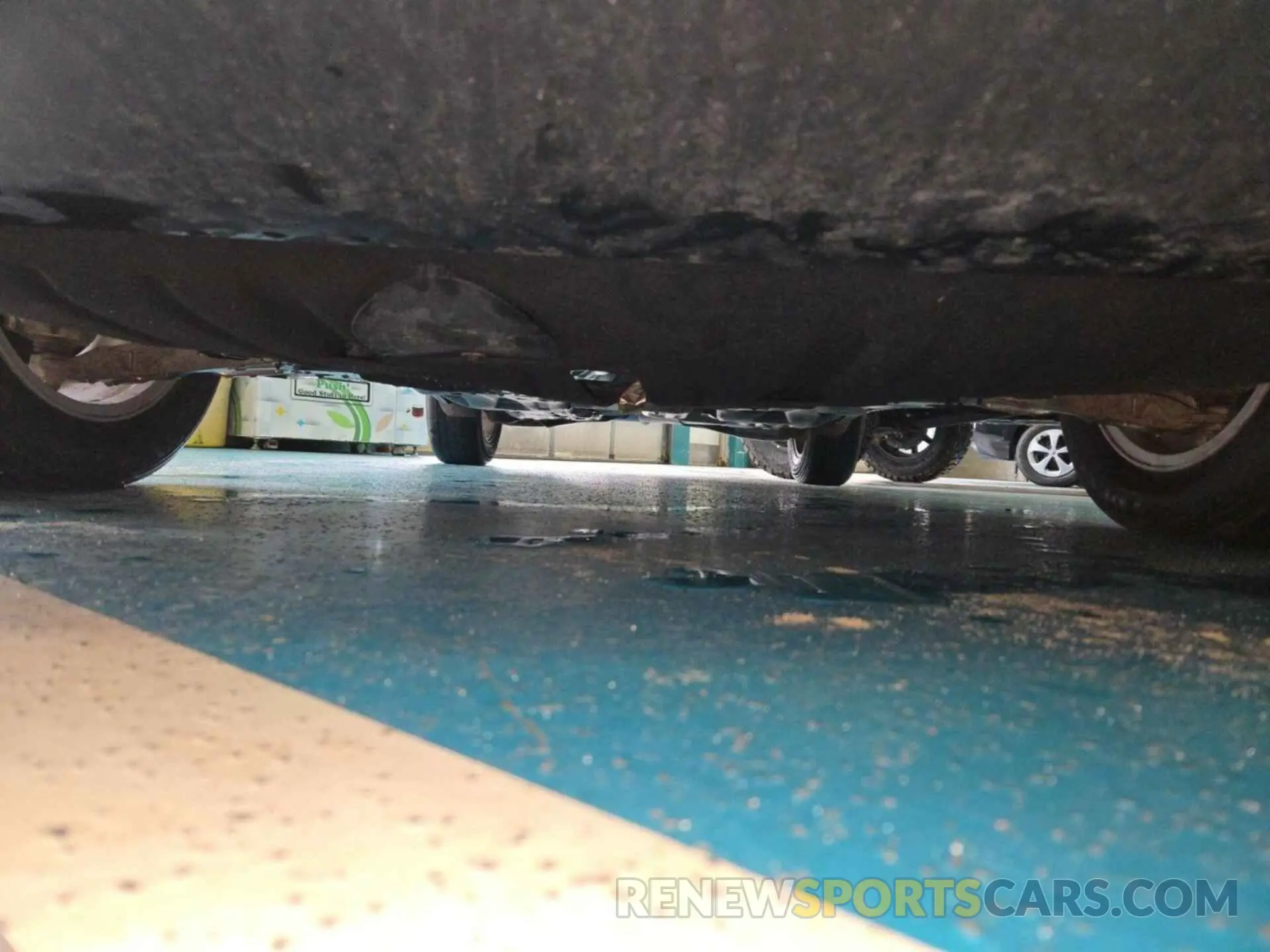2 Photograph of a damaged car 1C4PJLCB1LD536043 JEEP CHEROKEE 2020