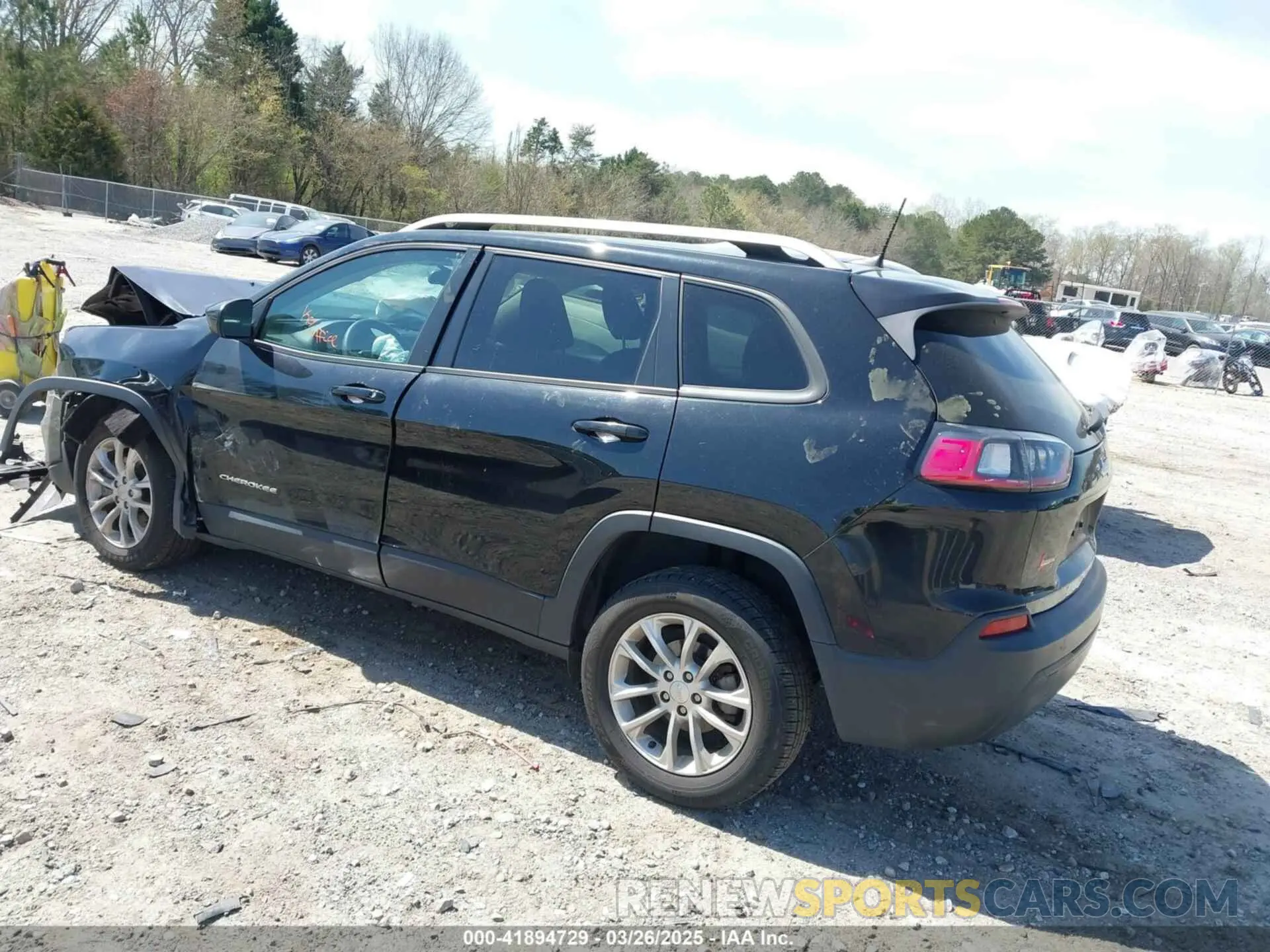 3 Photograph of a damaged car 1C4PJLCB2LD581248 JEEP CHEROKEE 2020