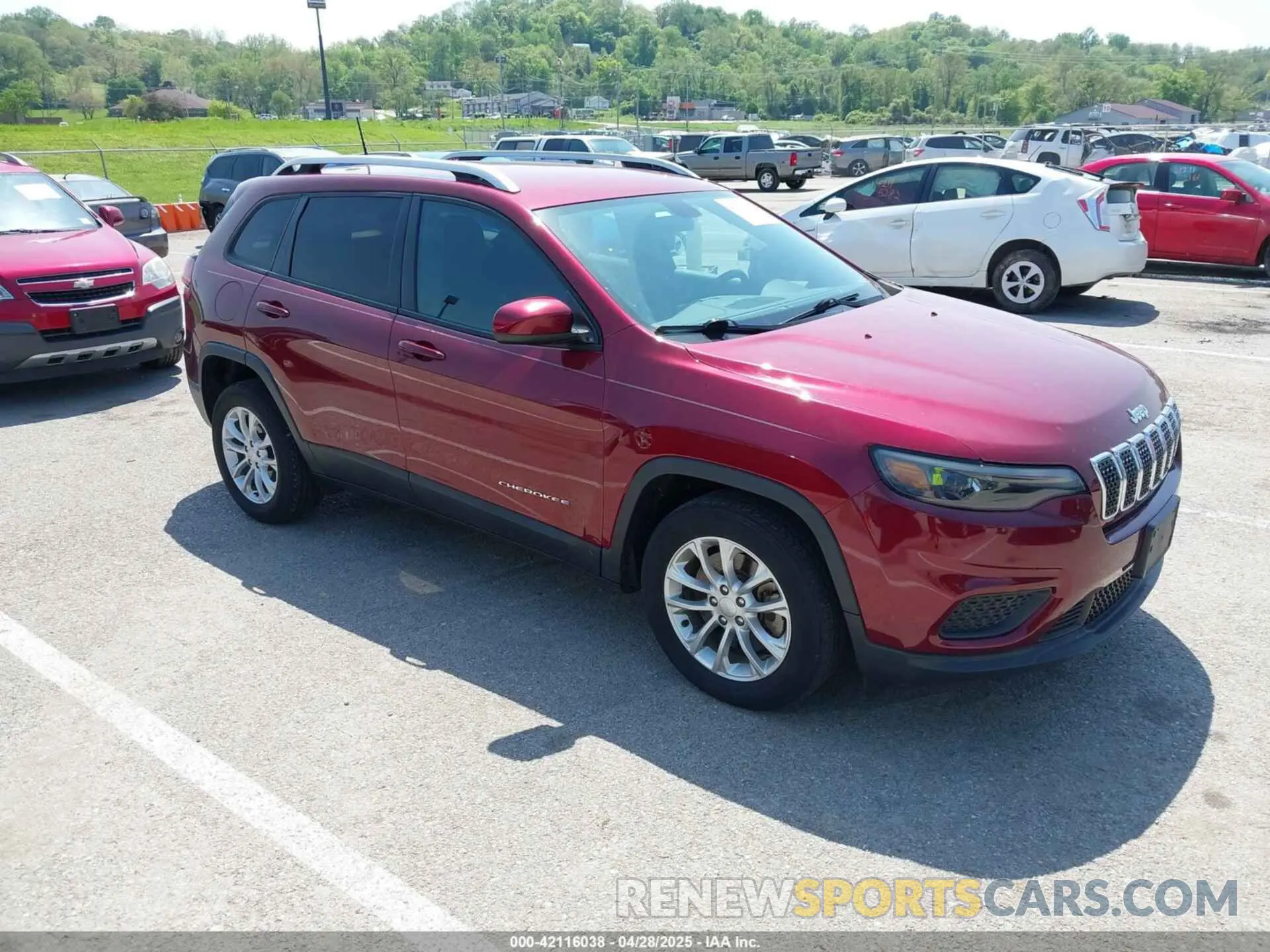 1 Photograph of a damaged car 1C4PJLCB4LD615142 JEEP CHEROKEE 2020