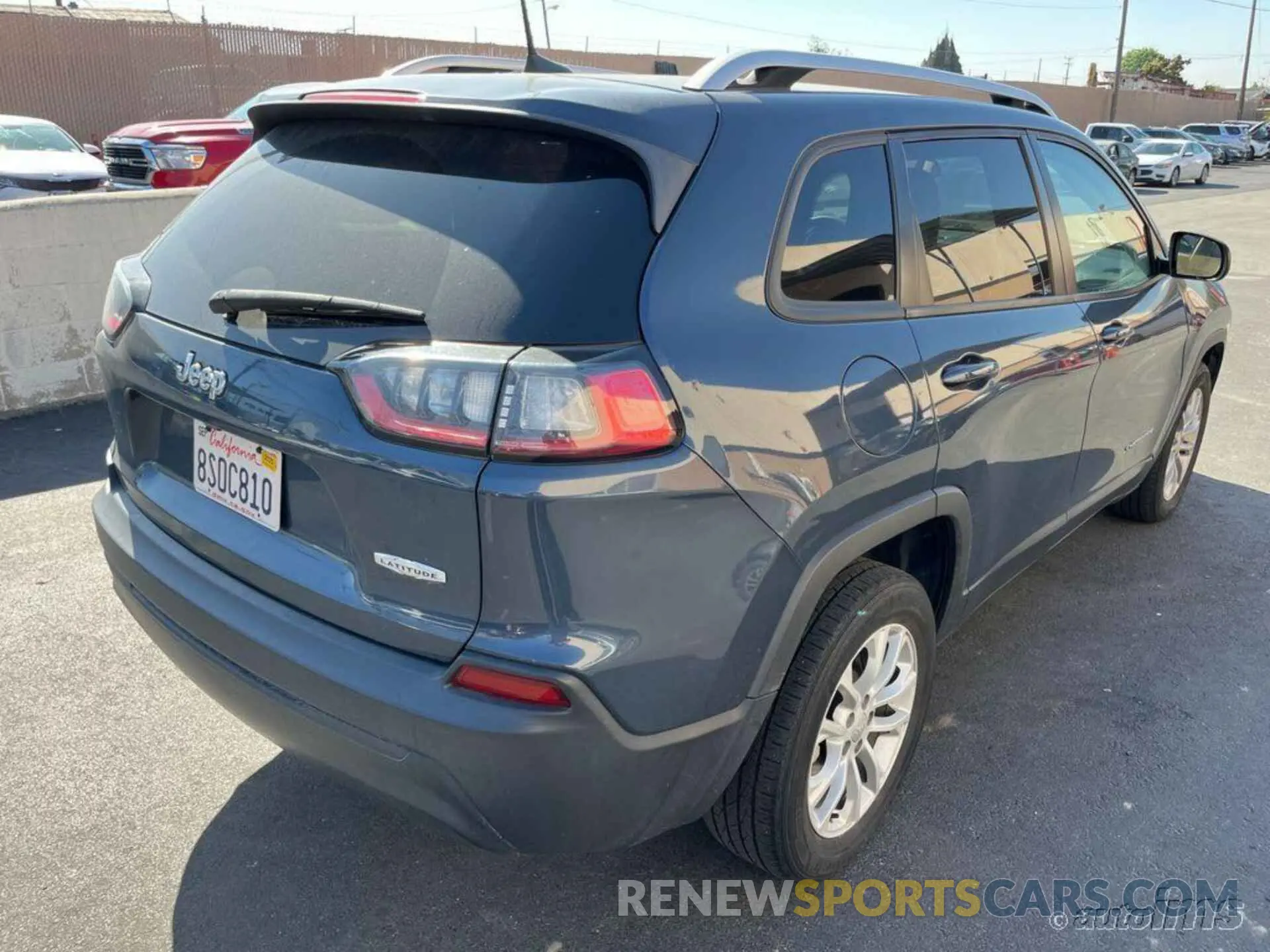 6 Photograph of a damaged car 1C4PJLCB7LD645087 JEEP CHEROKEE 2020