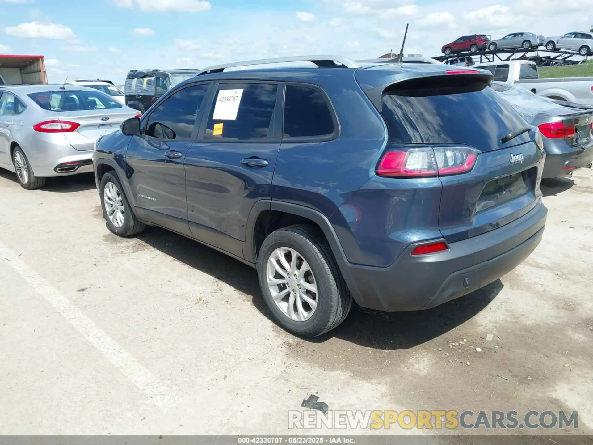 3 Photograph of a damaged car 1C4PJLCB7LD645140 JEEP CHEROKEE 2020